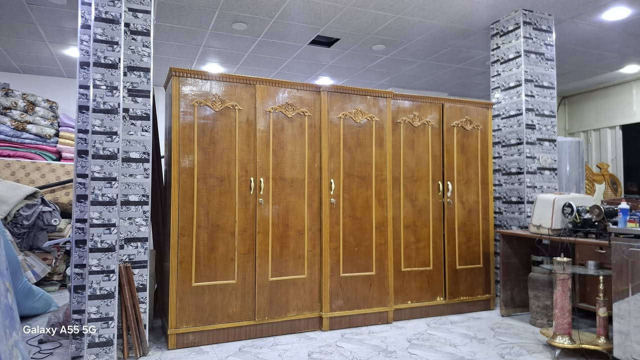 قنصور 5 أبواب صاج الظهر جنبر السعر 225 الف نهايتها حي الاربجية مدخل التسعين بالقرب من جامع البيت المحمدي *********** / *********** واتساب

نص مكتوب في الصور:
- قنصور 5 أبواب صاج 225 الف نهايتها
- Galaxy A55 5G