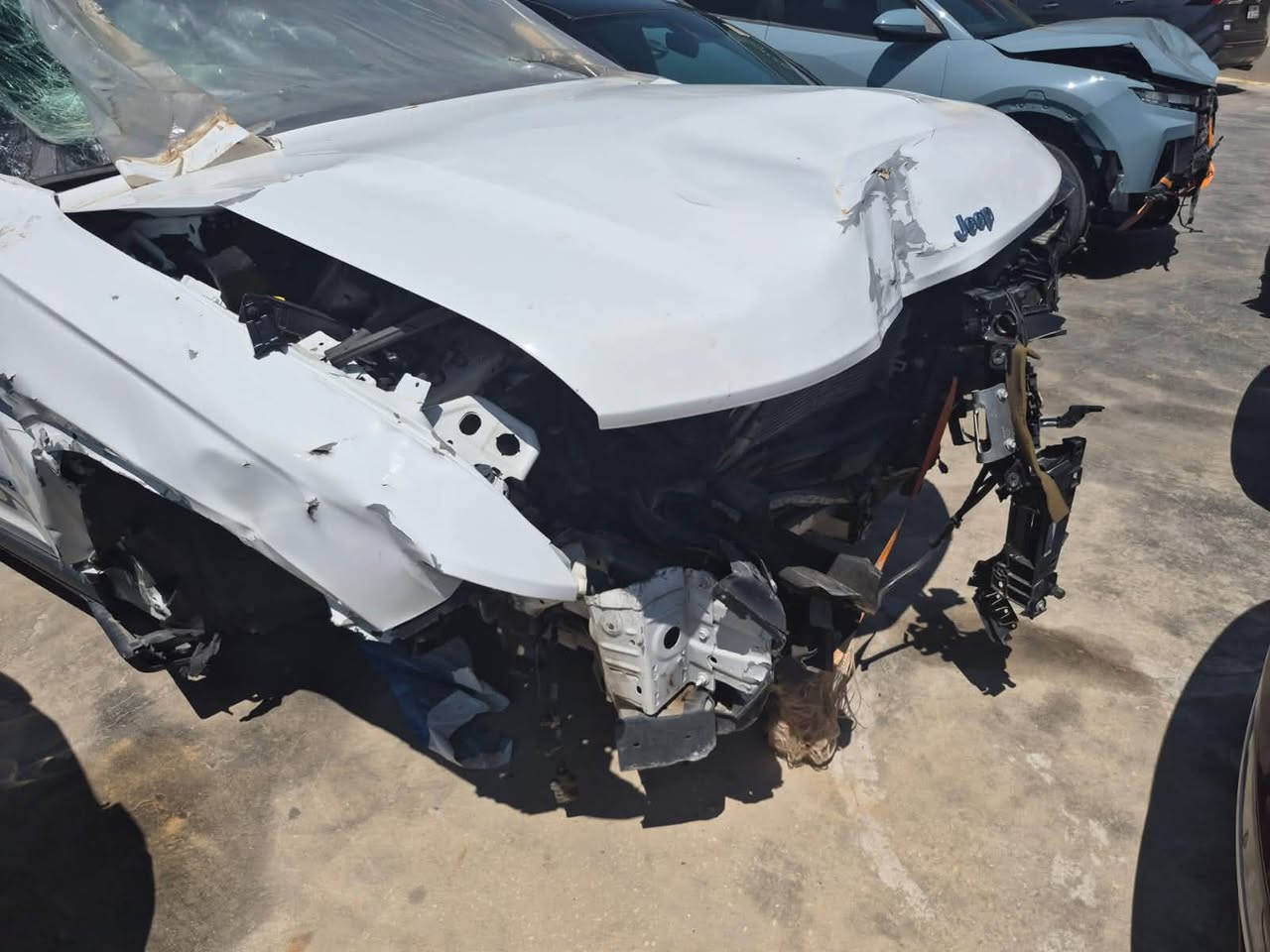 جيب 24 لمتت هايبرد
فول مواصفات للأخير 
واصل بغداد على الفاتوره 155 
موجوده بالحرة 

للأستفسار ***********
