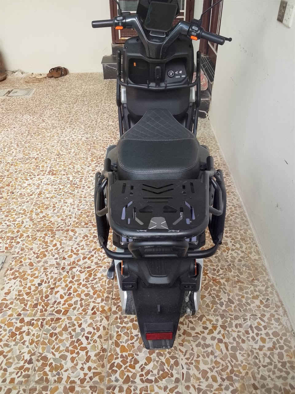 ماطور شحن صاعقه للبيع نظيف جدا 3 سرعات ومانع سرقه ومثبت سرعه وبطاريه مسطره السعر مليون ومائه وخمسين وبيها مجال  تلفون ***********

