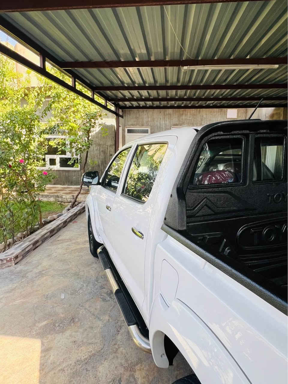 TOYOTA HILUX 2013
موديل 2013گئر عادي
گئرو مه كينه به شه رت 
ده بل ئه سل به شه رت
ته خمي پئشي نوئيه
تايه ويلي نوئيه 
سه ياره سبوخ عامه 
پشتو پئشي كه پسه بئ داخلي 
نمونه له جواني 
سه نه وي خلاس بوه 
ته عويل به شه رت 
*********** واتساب اكر, نينوى
