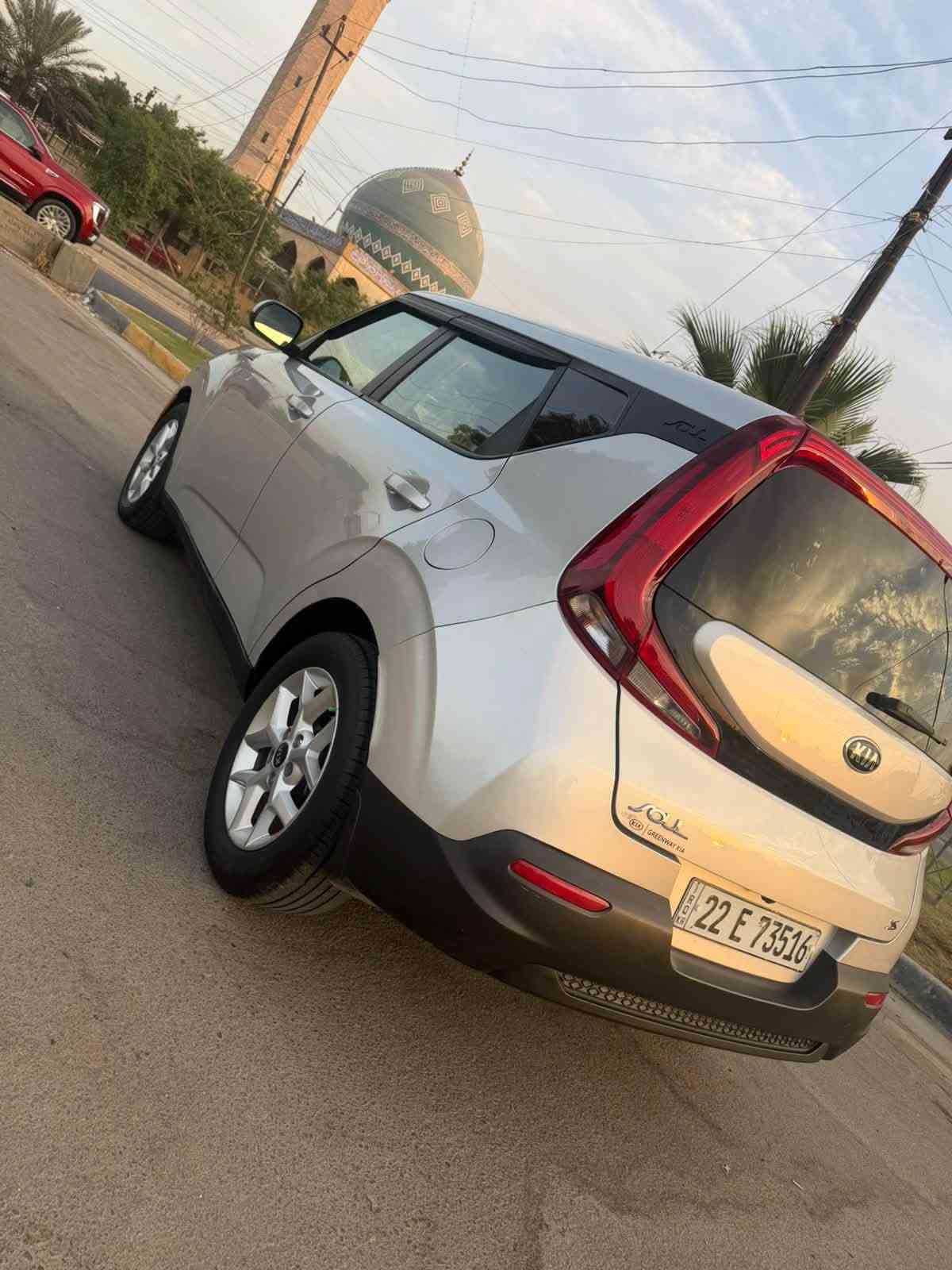 سم الله الرحمن الرحيم 🤍

🚘 للبيع | كيا سول موديل 2021

✨ ماشيــة 65 ألف كم فقط
✨ حادثة بسيطة وحلوة، كما موضح بالصور
✨ الإيرباك فقط
✨ السيارة باردة وبدون أي نقص بالتبريد
✨ صدر بوليش بالكامل — جديد وكامل
✨ السيارة بحالة كلش حلوة ونظيفة
✨ جاهزة للاستخدام ولا تحتاج مصاريف

📍 العنوان: بغداد – حي الإعلام

💰 السعر: 121
🔸 يوجد مجال بسيط للجادين

📞 للاستفسار:
***********

نص مكتوب في الصور:
- ٩٣ LTE Il.. ٣:٣٧ BidCars
- Search
- BidHistory.org
- 2021 KIA SOUL LX - KNDJ23AUoM7781553
- ۹۳ LTE III. ٣:٣٧ en.carcheck.by K
- 2021 KIA SOUL LX - KNDJ23AU0M7781553