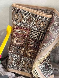 مدة • سجادة • توصيل