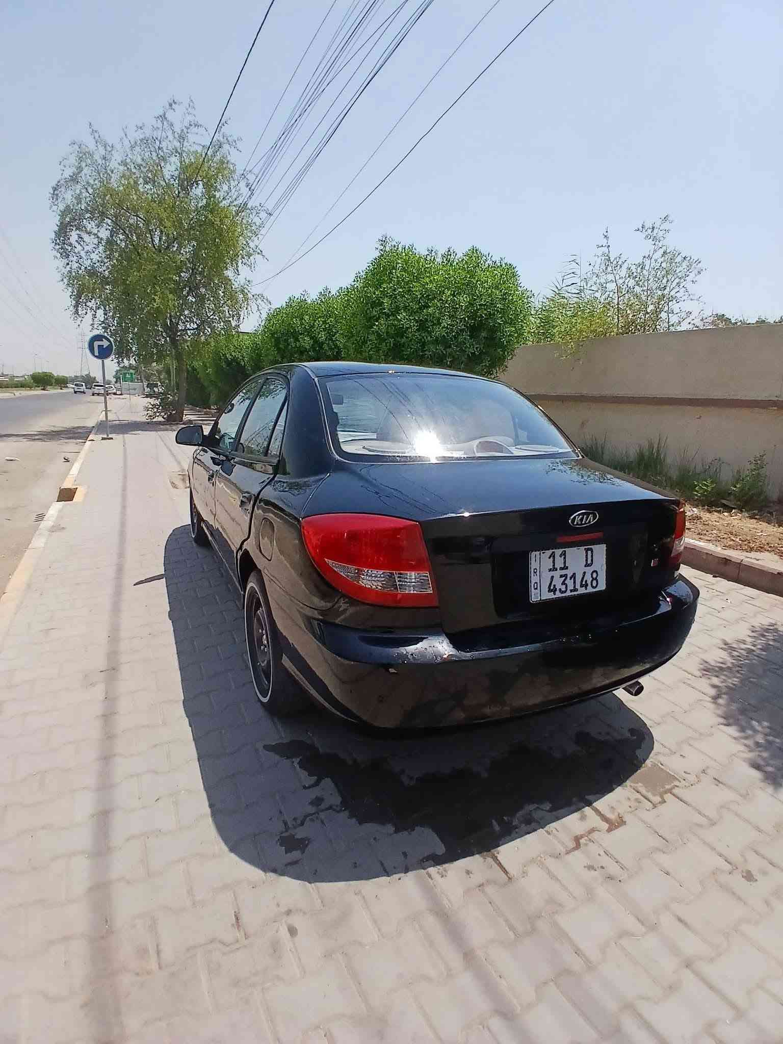 السلام عليكم عندي كيا ريو 2004
كير عادي  محرك 1500 خير من الله سيارة جاهزة علة اخر صبغ عام جمالية تخم تاير جديد صدر جديد الاتصال على رقم صاحبهة‏‪***********‬‏
