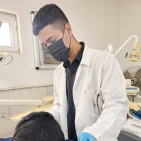 علاج مجاني • كلية طب الأسنان • حشوات وتنظيف