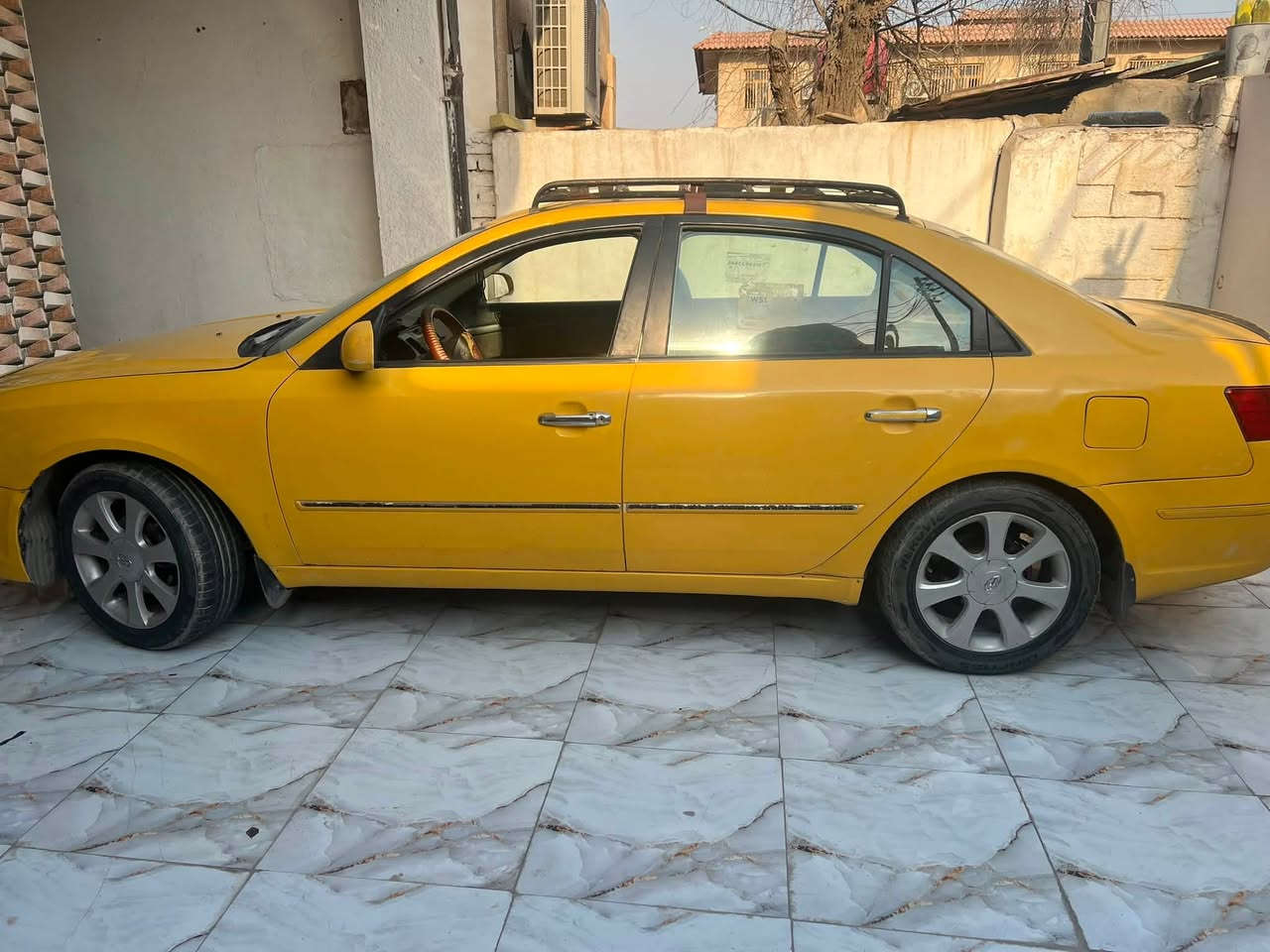 سوناتا موديل 2009 خليجي رقم نجف دولي هزه جديده شرط التحويل سونارها بلمنشور مكانها ميسان رقمي ***********
السعر 70
