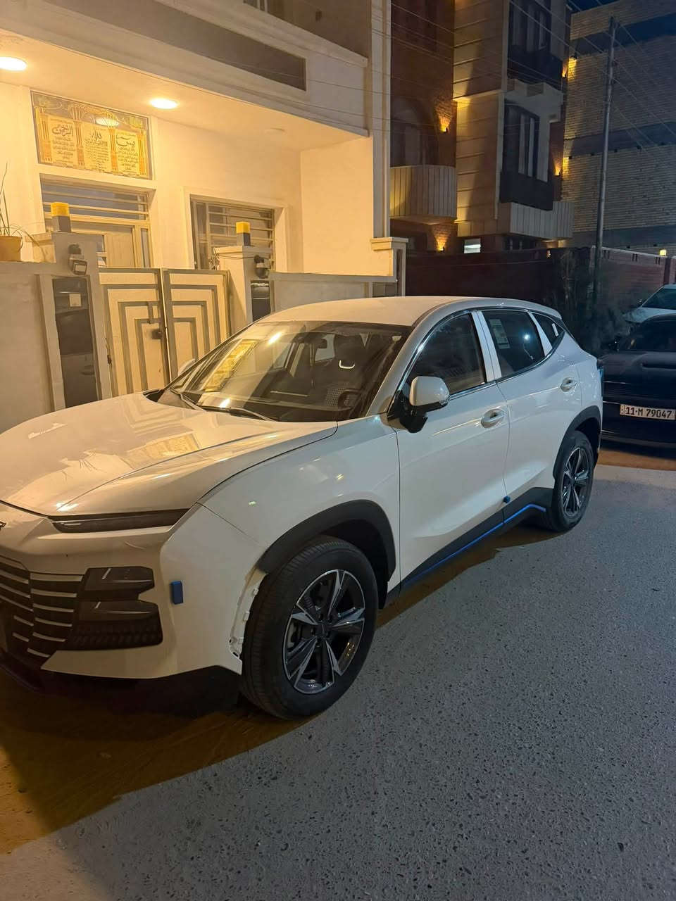 � للبيع جيتور داشينج Comfort موديل 2026 🔥
🚘 المواصفات:

• محرك 1.5 تيربو 4 سلندر

• قوة 156 حصان

• قير 6 سرعات DCT دبل كلتش

• دفع أمامي

• جنوط 19 إنچ

• فتحة سقف بانوراما

• داخلية جلد

• شاشة 12.8 إنچ

• شاشة عدادات رقمية

• كاميرا 360°

• حساسات خلفية

• صندوق كهربائي

• تشغيل عن بُعد

• مفتاح ذكي وبصمة

• أنوار LED

• مرايا طي كهربائي وتسخين

• شحن لاسلكي

• مثبت سرعة

• مكيف إلكتروني وفتحات خلفية

• مقاعد أمامية كهربائية

• تدفئة وتبريد للمقاعد

• فرامل يد كهربائية

• أنظمة قيادة Economy وSport

• أنظمة أمان ومراقبة النقطة العمياء

🔥 الممشى تقريباً8000 كم فقط

السيارة شبه جديدة ونظيفة جداً واستخدام شخصي ومحافظ عليها بشكل ممتاز

لا تحتاج أي شي وجاهزة للفحص بأي مكان يختاره المشتري

💎 لون أبيض مميز

📍 الموقع:بغداد

💰 السعر 21 مليون وبيهه مجال
***********

