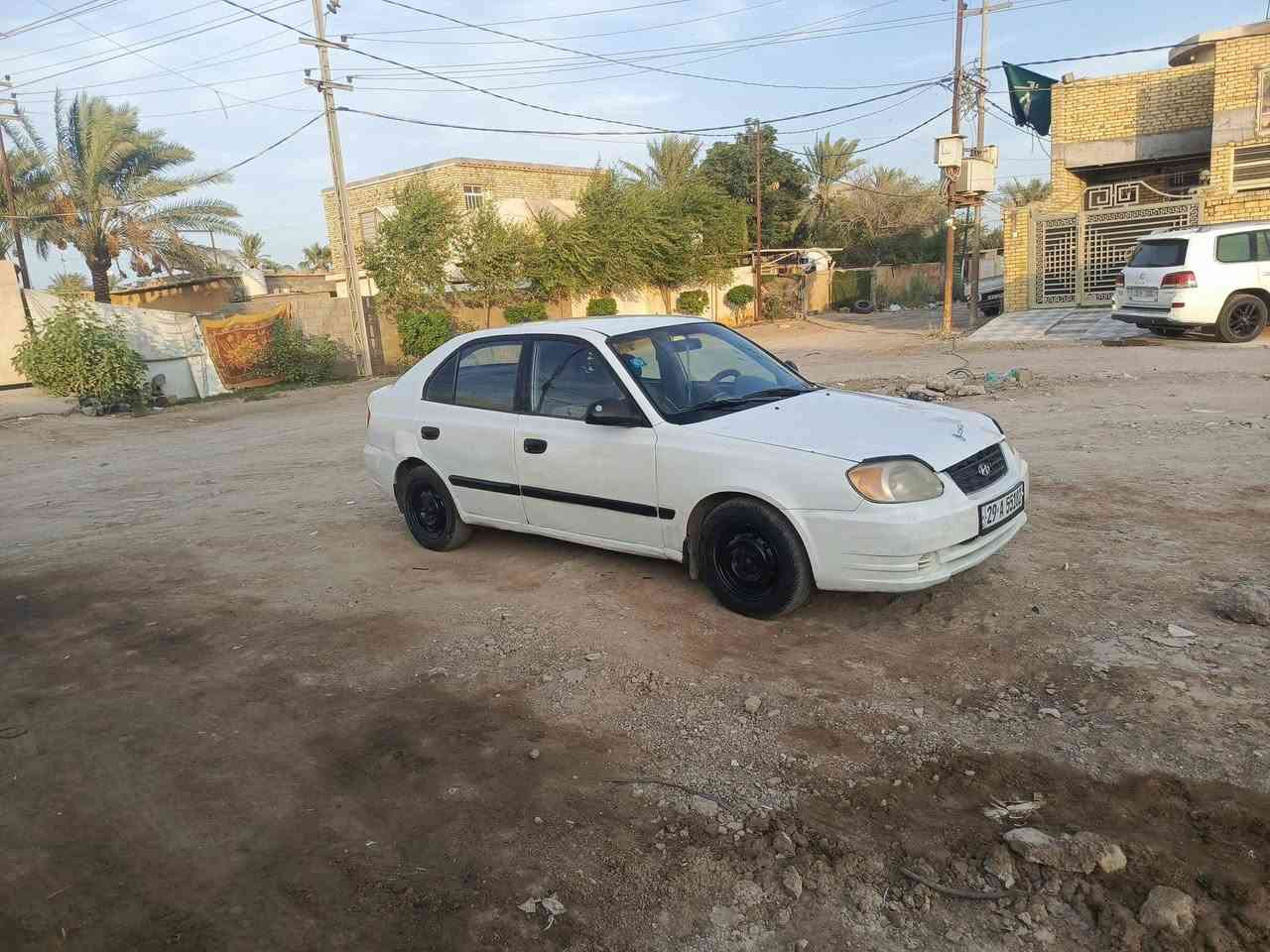 اكسنت فيرنا مديل٢٠٠٤  ترايها لزاخو نشطه بلمشي وناعمه  مابيها حادث ولاصبغ  بس طخه بجاملغ وهلالات معمرات  غرفه نضيفه كهربائيات شغاله كامل عل بلاد بس كيج حماوه عطل تخم تاير صدر جديد اقتصاديه بلبانزين اكثر من السايبه محرك بي خيط تبخير رقم وسنويه جدد لل31 بسمي  العنوان كوت شارع النفط معروظه ب30ورقه وبيها مجال لشرايه بسيط  وشكرا...........***********
