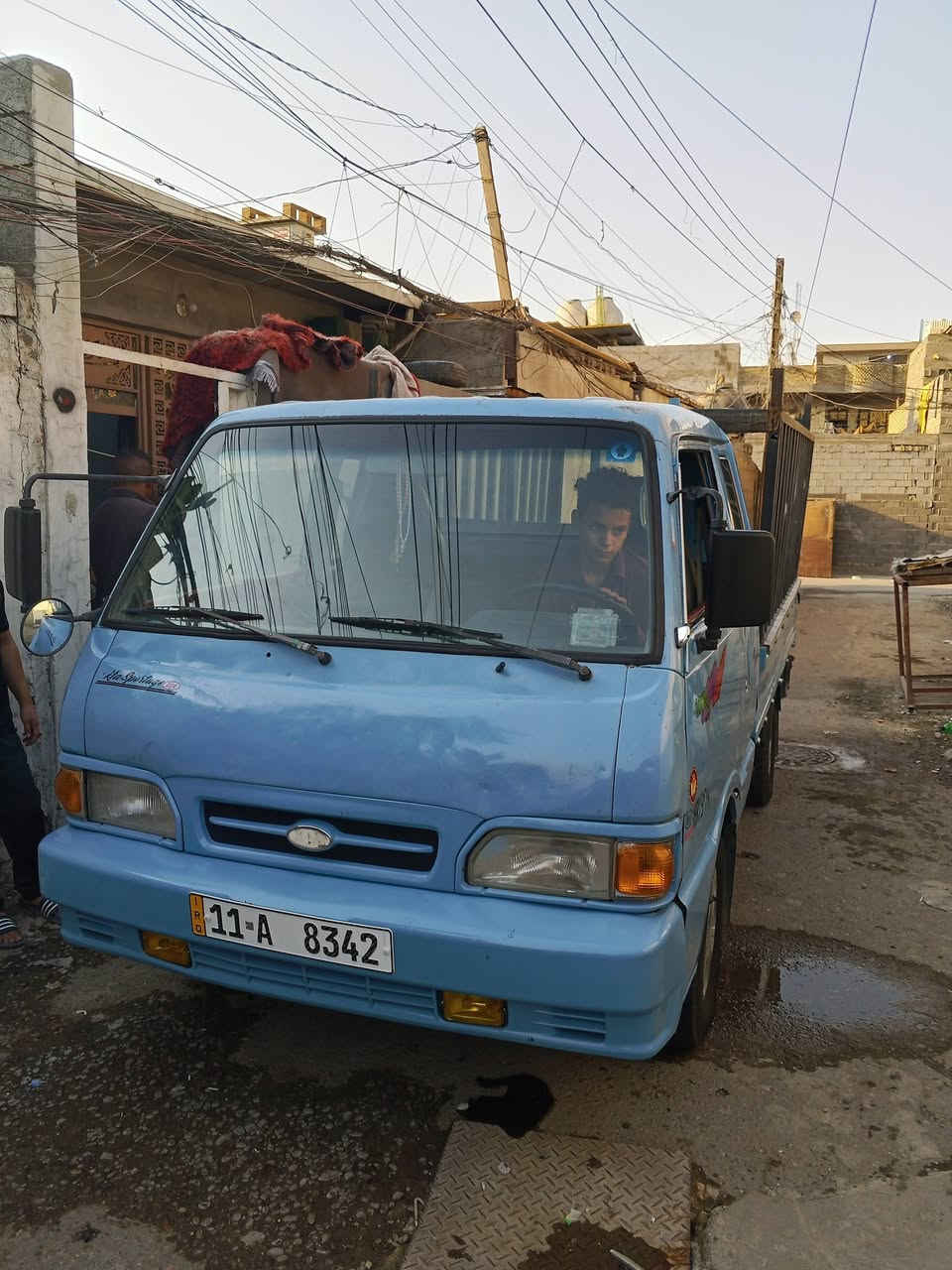 كيه للبيع سيارة نضيفه خير من الله مابيه نقص رقمه جديد انكليزي الستفسار على الواتساب *********** موديله 1995
