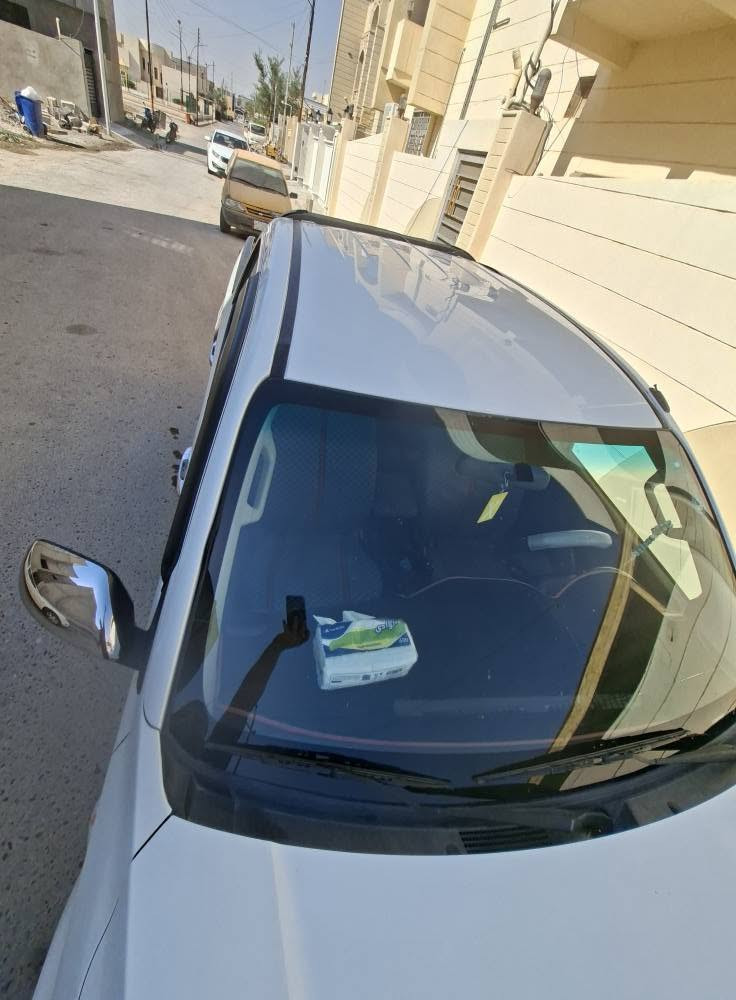 متسيوبيشي L200 موديل 2020 بانزين فور ويل  فول عادي 
كير محرك تبريد تدفئه عل وضع الشركة شاشة وكامرة خلفية درع امامي ودرع خلفي مع هوك كلهن نيكل دبل سويج تحكم سنتر عن بعد 
سيارة نضيفة عل ايدي من البيت للدوام 
تخم تاير صار ٦ اشر من شديتة 
سبير مانازل ماشية ١٧٠ الف كيلو قابل للزيادة 
سيارة كفالة عامة عدى شوي بارد بنهايت الجاملغ الخلفي من جهة الدعامية وكم نكرشة خفيفة موضحات وماشرن  بلكششر الخارجي اربيل باسمي سنوية جديدة وهزة جديدة ورقم جديد ابو المثلث سيارة متحتاج مصرف الف دينار اقتصادية واعتمادية وماشاء الله كلش قوية  مكان السيارة صلاح الدين قضاء الدور 
*********** أربيل, العراق
