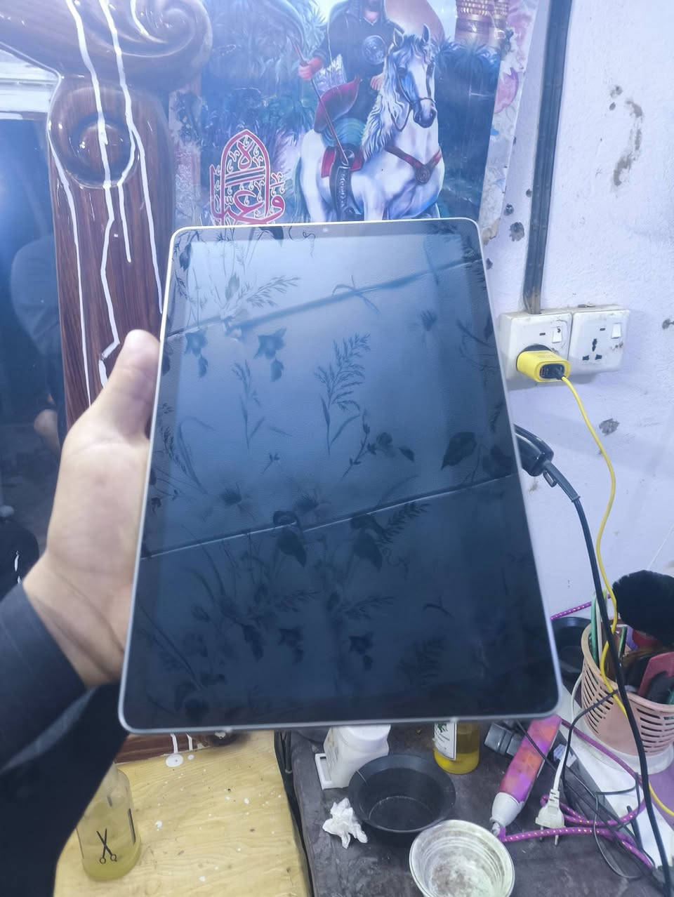 ال ايباد سامسونج جهاز نضيف كلش سلاسه 60فريم ببجي ال ايباد جهاز سامسونج جيتي 20جهاز كلشي نضيف ممبدل شي بيه ذاكره 256 معالجه 24 ببجي 120فريم معه ملحقاته جميعنا تواصل وتساب‏‪***********‬‏
