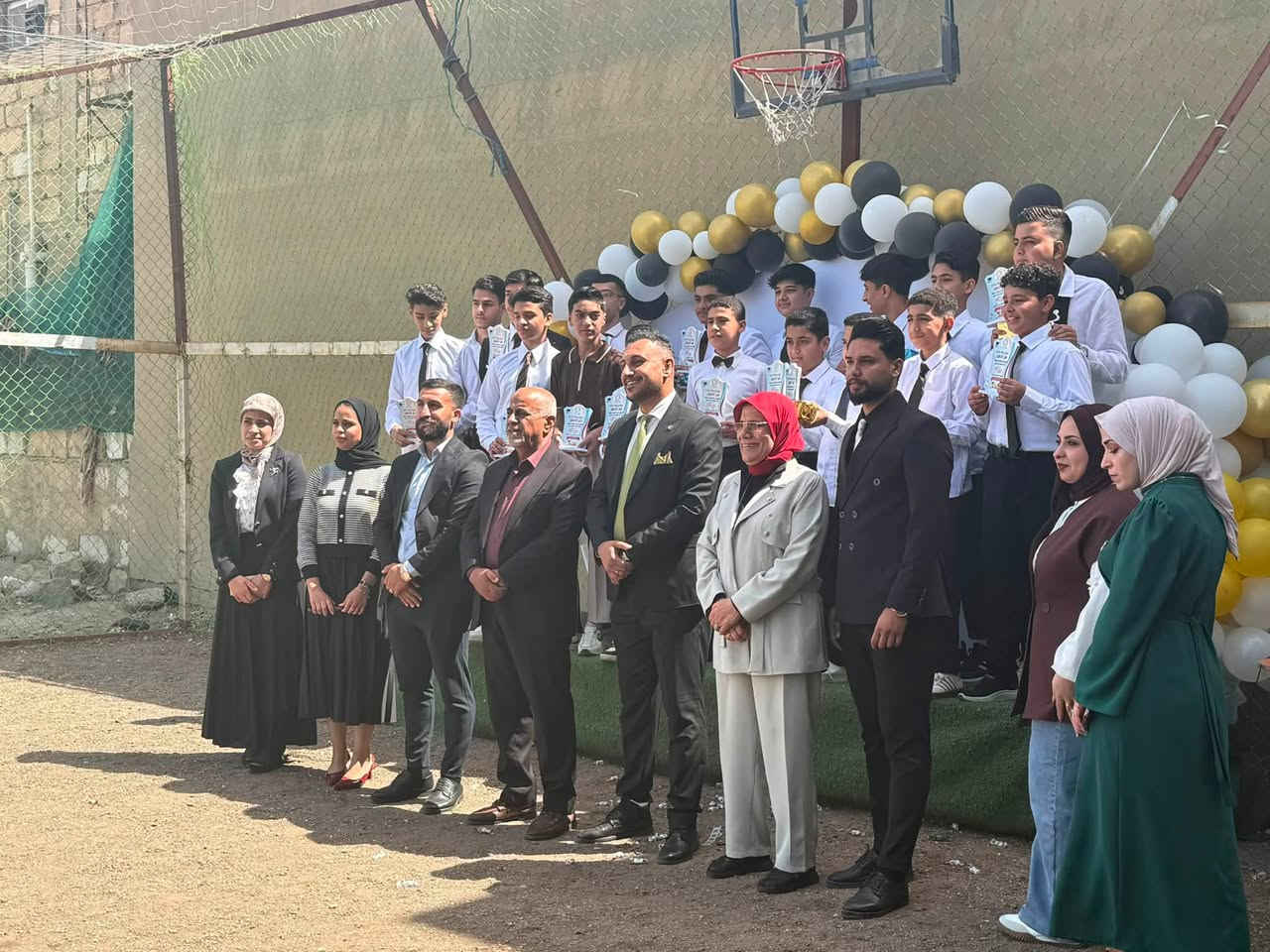 � بشرى سارة لأولياء الأمور والطلبة

تُعلن ثانوية نون والقلم الأهلية للبنين والبنات عن بدء التسجيل للعام الدراسي 2026–2027.

🌟 أجور دراسية مناسبة جداً جداً.

🎁 امتيازات التسجيل:
📚 الكتب المدرسية مجاناً.
👔 الزي المدرسي مجاناً.
✏️ القرطاسية مجاناً.

🏫 بيئة تعليمية حديثة وكادر تدريسي متميز، مع مختبرات علمية وسبورات ذكية، واهتمام مستمر بالمستوى العلمي والتربوي.

📍 العنوان: المحمودية – حي الموظفين – مقابل مدرسة الإدريسي.

سارعوا بحجز مقاعدكم… فالتميز يبدأ من نون والقلم
الاتصال بالرقم ادناه
***********
