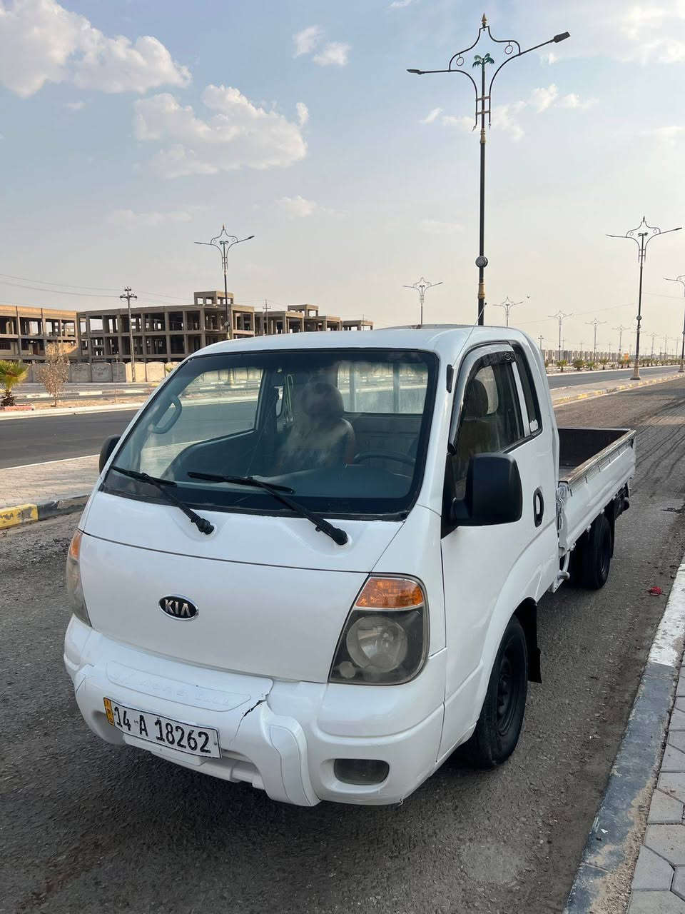 كيا بنكو مكفولة موديل ١٠سيارة جديد كلش حلو معفية من الضريبة امصفرة رقم بصره انكليزي كير مكينه حدادة اكسل شاصي مكفولات جدد مال جناي سعر ٧٨ مكان بصرة رقم راعي السيارة ***********
