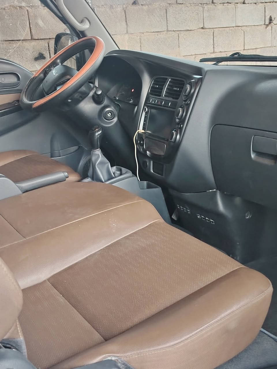 🚛 كيا 2700 ديزل موديل2024 🇰🇷
وارد كوريا الأصلية 

✨ كسر زيرو – ممشى 65

💎 مواصفات عملية وتجهيزات مميزة: ✅ محرك ديزل اقتصادي وقوي

✅ گيرر عادي 5 سرعات

✅ شاشة كبيرة تعمل باللمس

✅ بلوتوث وربط الهاتف

✅ كاميرا خلفية

✅ تحكم كامل بالمقود مع الرد على المكالمات

✅ شاشة معلومات رقمية بين العدادات

✅ مرايا كهربائية مع طي كهربائي وتدفئة

✅ مكيف حامي / بارد

✅ شبابيك كهربائية

✅ قفل مركزي

✅ كشافات ضباب

✅ غمازات على المرايا

✅ مساحة تخزين خلف المقاعد

✅ حساسات خلفية

🚗 سيارة جاهزة للعمل 

💬 السعر 155وبيها مجال

مكانها واسط الصويره  الشحميه ق1

للاستفسار ***********
