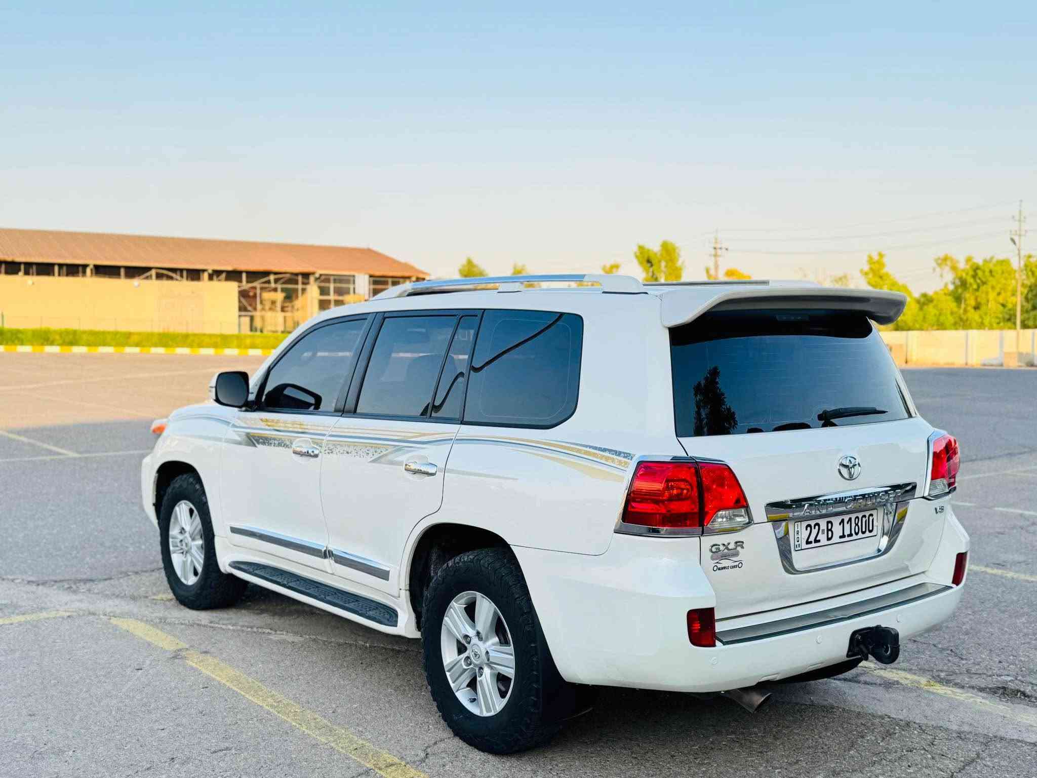 لاند كروزر GXR • V8 • ٢٠١٣
