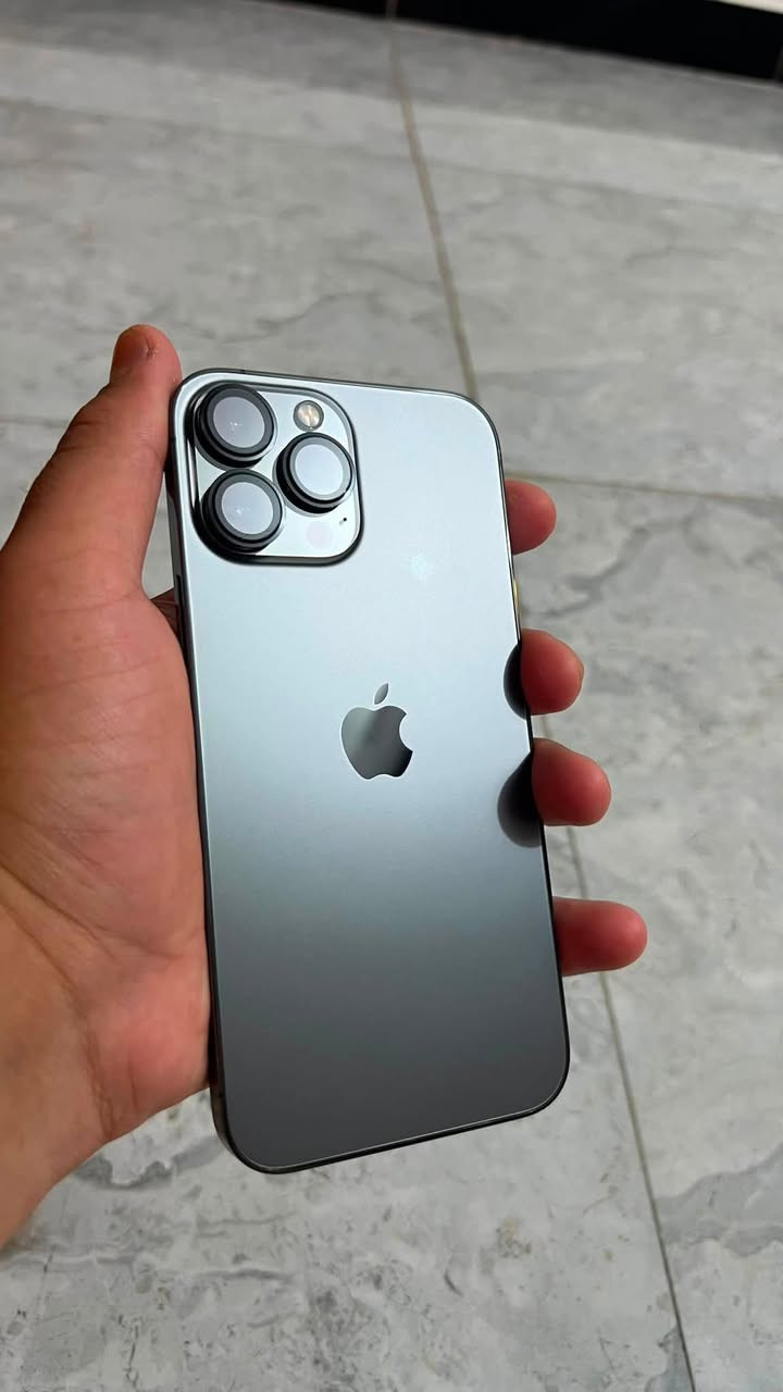 ايفون 13 Pro max مكفوللللل للنهاية
ما امدحه لان هذا تلفون بيت
ذاكره 256 
لون اسود فحمي فيلي
تلفون نضافة 99%
بطارية 85%
وكلشي موضح بالصور 
وسعره 650 الف 
مكاني بغداد دورة
تاخذ التلفون من بيتنا وانطيك ضمان عليه
لا تكسرون بالسعر🌷
للتواصل
هاتف واتساب *********** 
انستا 5w_7g
