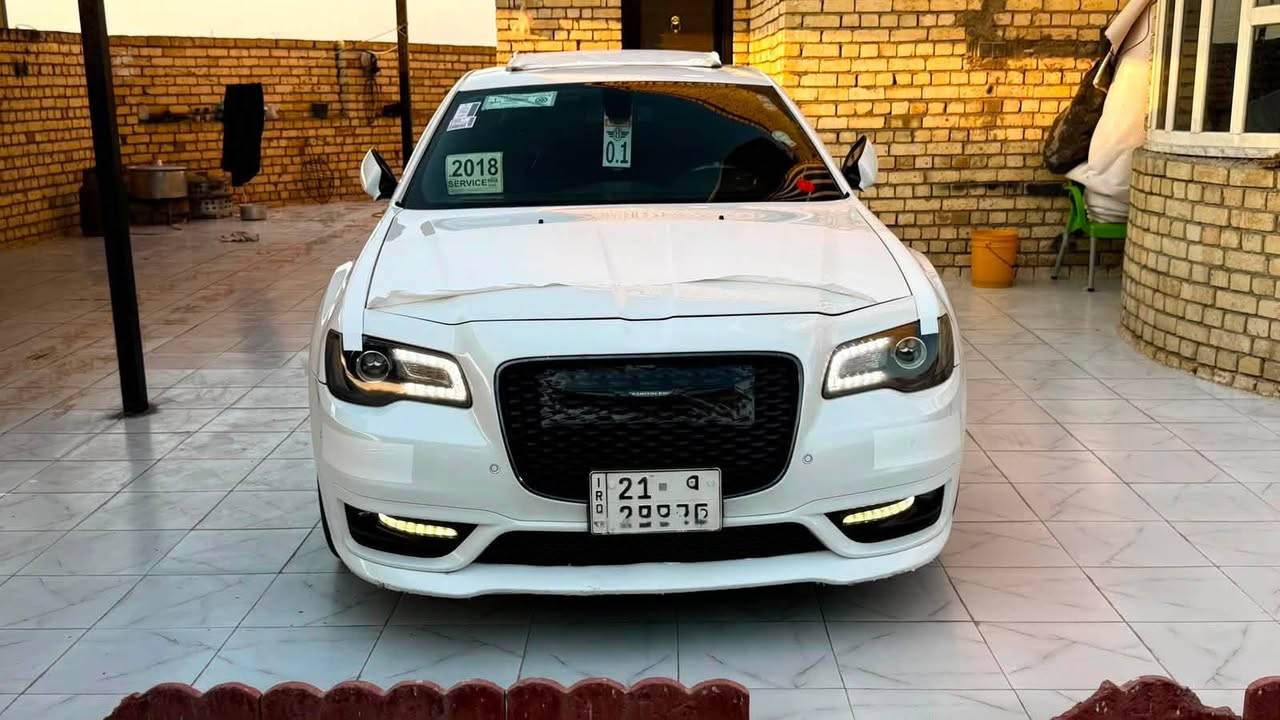 اوباما 2018 S كلين تايتل
السياره حيل جديده 
رقم سليمانيه بسمي
وأحلى من الصور  وجديده حيل بحالة الوكاله 
ماشية 70
عامه حته دعاميات بدون صبغ بيه فقط هلال موضح بالصور
كير مكينه صدر تخم تاير كله جديد اي نقص مابيها  

المواصفات 
 بصمه 
بانوراما
حساسات امامي خلفي
رادارات
اشاير بالمري  
شفتات ستيرن 
تشغيل عن بعد 
دبل لحية 
كشن امامي تدفئة 
تحكمات أستيرن 
مري هيتر 
تبريد قطعتين
دمام 
وباقي مواصفات ال S المعروفه  
 تحويل ثاني يوم. 
مكان السياره بابل 
للاستفسار
 ***********

