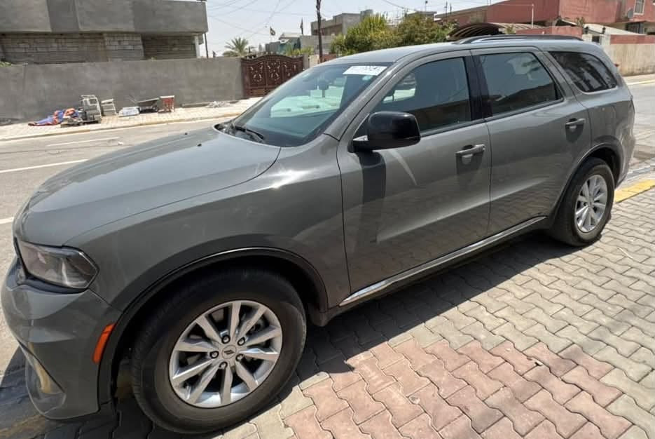 دوج دورانكو
الموديل / 2023 sxt
اللون /سمنتي 
الرقم / اربيل
العداد / ٤٠ الف مايل 
الضرر بدون دواخل بدون أرباك چامرلغ الأمامي طرف السائق تجاري 
وباب السايق صبغ والبنيد بي تكحيل بسيط جدا
السعر / ٢٨٠ وبي مجال 
العنوان/  كركوك 
الهاتف / ***********
