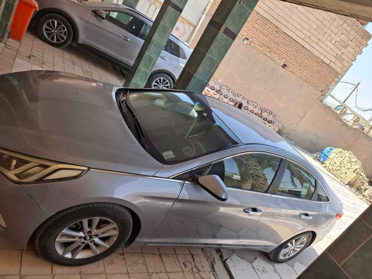 السلام عليكم 
 للبيع سوناتا 2016  وارد امريكي  ضربتها خفيفه كلش بدون دواخل من امريكا بنيد فقط  داخل العراق اندج الجاملغ الخلفي وانصبغ على اثرها بدون دواخل فقط قطعتين  
سياره عظمها صاحي  ضربتها و سونار موجود داخل  بالمنشور 
 رقمها بصره انگليزي الجديد  سنويه 2030 بأسمي مداور ثاني يوم 
ثلاث انظمه قياده 
شاشه كبيره 
كامره خلفيه 
تبريد ثلج
كير مكفول
محرك  مفتوح علمود الدوانز 
وباقي مواصفات السوناتا المعروفه 
سعرها 115 وبيها مجال للشراي 
***********
 مكاني قضاء الشطرة الشطره, ذي قار

نص مكتوب في الصور:
- BidHistory.org