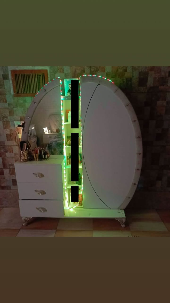 اغراض للبيع باسعار مناسبه 
التواصل :*********** بي واتساب
