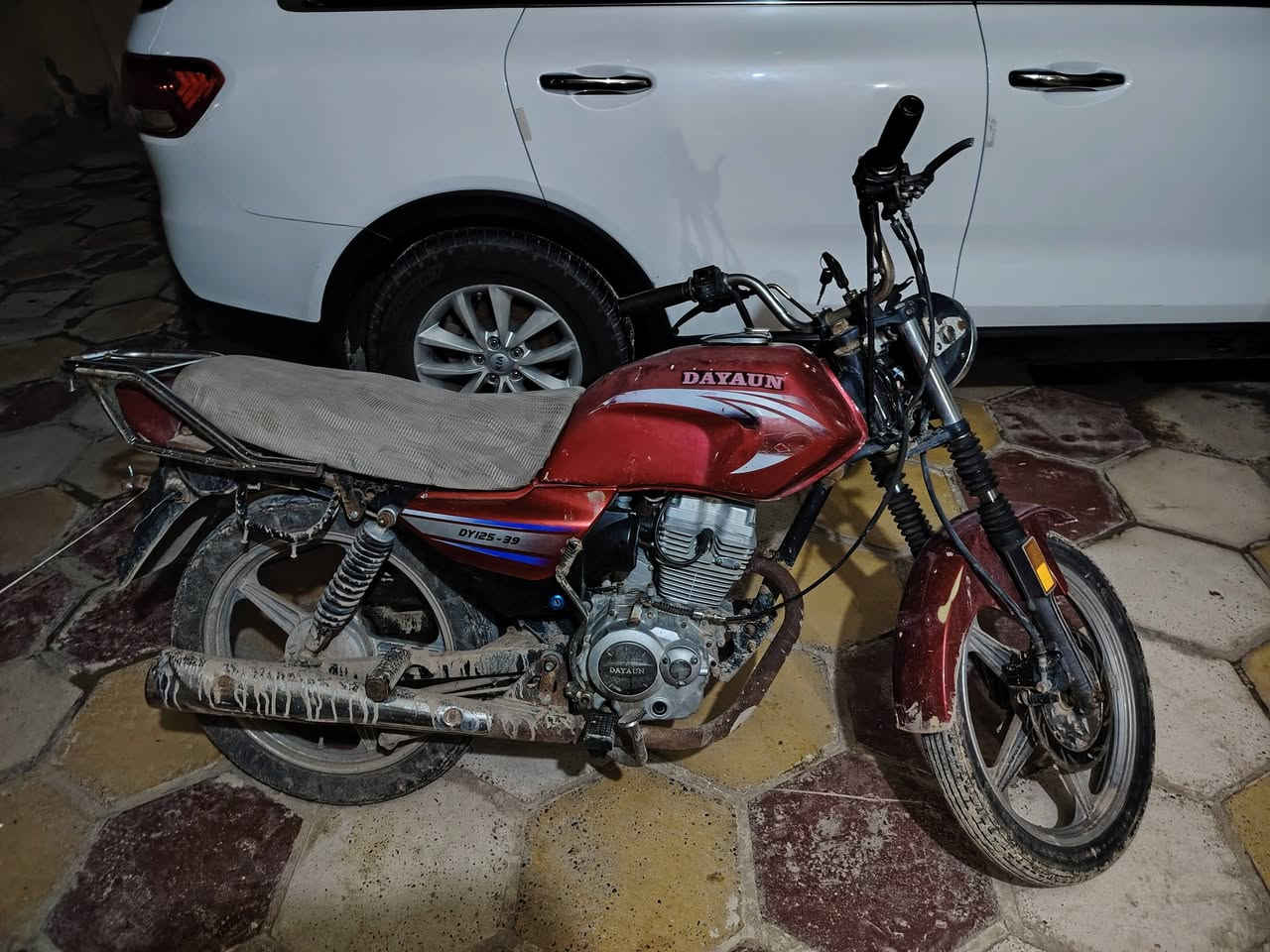 مديل 20 • بدون اوراق • محرك يخبل