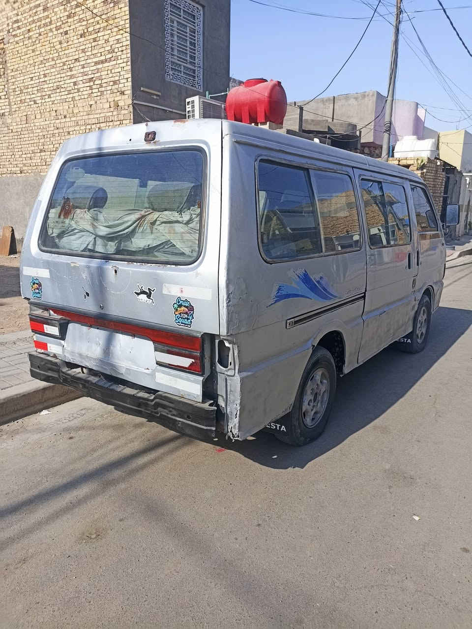 السلام عليكم كيا بستا للبيع مكينه بيه خيط بخار كير واكسن ومشط وبور وشواصي مكفولات رقم احمر راعيه موجود السعر 15 مكاني ديوانيه للاستفسار ***********
