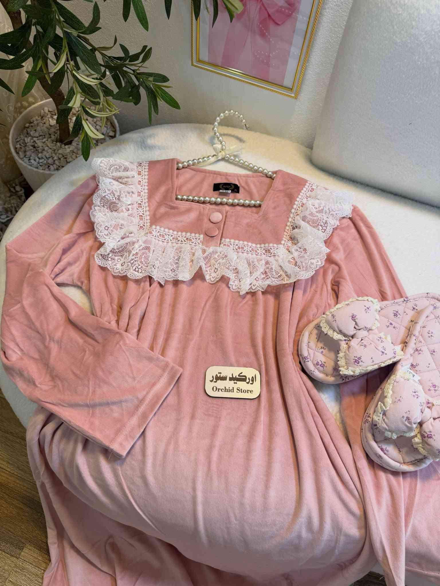 شوفولي كمية جمال هالموديل ونزاكتة 🥹 يجننن خامة قديفة كوالتي عالي ✨
طول كامل 🪡 قياسات L,XL,XXL,3XL  قالب ستندر 🪡

17 الف ✨

للحجز والأستفسار يرجى مراسلة الصفحة 💌
توصيل لجميع محافظات العراق 5 الاف 🚙
