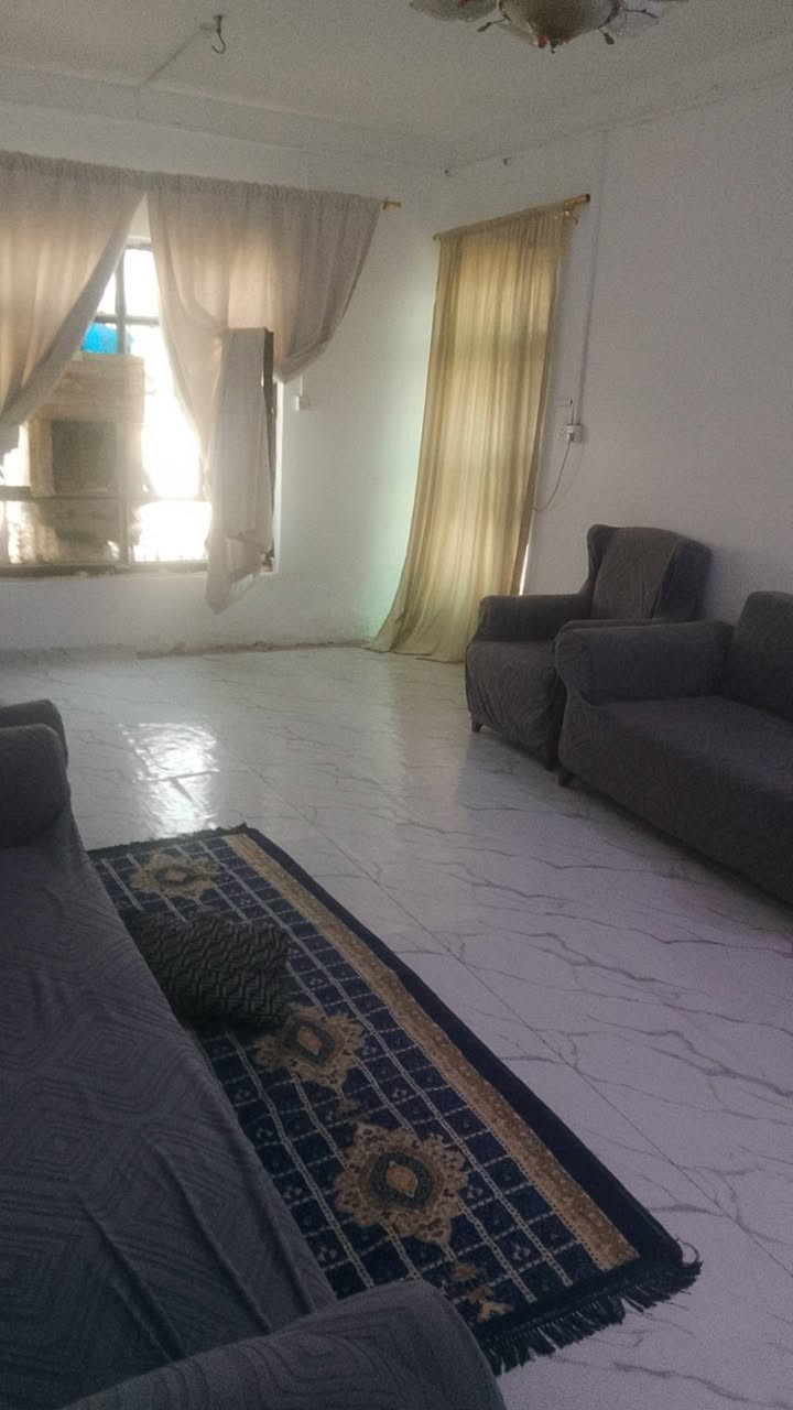 بيت زراعي سند25مساحة ٣٣٠م
مقابل نزلة شيخ سامي خلف الطاقة قريب نزلة السريع غرفتين نوم صالة استقبال مطبخ صحيات مناور كراج ساحة خلفية ***********

نص مكتوب في الصور:
- المنشورات بيت زراعي سند25مساحة ٣٣٠ م مقابل نزلة شيخ سامي خلف الطاقة قريب نزلة السريع غرفتين نوم صالة استقبال مطبخ صحيات مناور كراج ساحة خلفية ١٠٠ م تصلح بناء مشتمل *********** بالبلدية ٣٣٠م مقابل نزلة شيخ سامي خلف الطاقة قريب نزلة السريع غرفتين نوم صالة استقبال مطبخ صحيات مناور كراج ساحة خلفية ١٠٠ م تصلح حديقة او بناء مشتمل *********** سعر مناسب بناء سنة ٢٠٢١ ١٧+