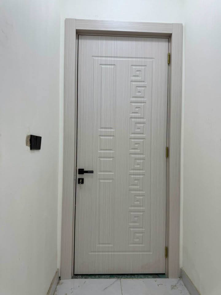 🚪 التميز في الديكور يبدأ من باب بيتك! ✨
لصناعة الفخامة والأمان في منزلك، نحن في خدمتكم لتوفير وتركيب أحدث وأرقى أنواع الأبواب بأعلى معايير الجودة والحرفية والاتقان:
 أبواب تركية وصينية داخلية وخاصة بموديلات عصرية تتناسب مع كل الديكورات.
 كافة أنواع الأبواب الخشبية بتصميم وتنفيذ احترافي.
 أبواب الـ PVC الحديثة والمقاومة للرطوبة والماء.
 أبواب القاصة المتينة وعالية الجودة.
🛠️ لماذا تختارنا؟
 عمل دقيق، متقن، وبحرفية عالية تضمن لك المتانة والشكل الجميل.
 أسعار مناسبة للجميع وترضي كل الأذواق والميزانيات.
 الثقة أولاً: 🛑 لا نستلم أي مبلغ مالي إلا بعد إكمال العمل بالكامل ورضاء الزبون التام!
للتواصل والاستفسار أو حجز المواعيد، يرجى الاتصال أو مراسلتنا على الرقم (واتساب واتصال):
📞 ***********
