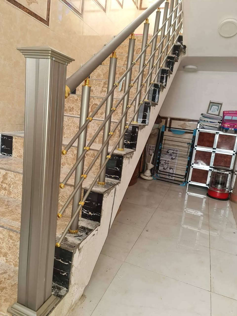منشور جديد🆕 يعني عرض جديد 🆕 💥تحطيم الأسعار 💲
سعر المتر 40 الف بس واذا عندك اكثر من 15 متر الك دنكة هدية
#تيتان_للمحجرات_التركية
سعر المتر 40 عدل دور 
مواد تركيا المنشأ 🇹🇷🇹🇷
ضمان العمل والمواد مفتوح 🔨🔨💪
دزاينات حصرية وحديثة🌟🌟
العنوان الديوانية (خليك بلبيت احنة نجيك)
واذا تحب تعرف سعر المحجر تقريبي بس صور الدرج فيديو ودز
📞*********** واتساب + اتصال
