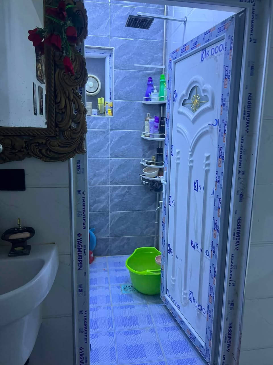 السلام عليكم للبيع فقط

مشتمل للبيع معه مئجري سعر ايجار ٣٥٠
صالح لسكن للستثمار ايضاً 
٥٠متر طابقين زراعي كفائات السيديه قرار محكمه بسمي شخصيآ التفاصيل موضحه في الفديو
السعر ٦٥ للعلم بناء طابوق كله سنه ٢٠٢٦ شغل درجه أولى بعينك شوف 
***********
***********
