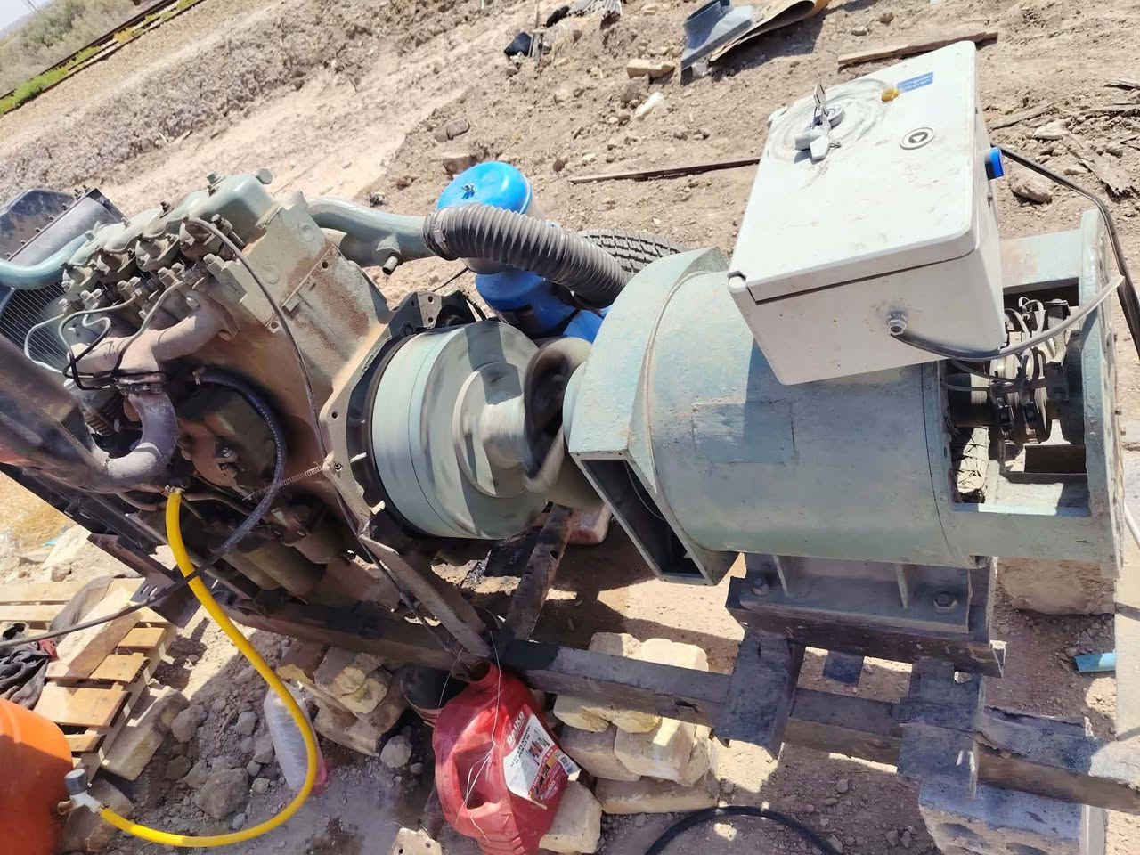 إعلان لبيع مولدة 
​نوع المولد: عنتر
​السعة: 35 (كيفي)
​الحالة: شغالة وبحالة ممتازة وخير من الله، وتشرط الفحص بالكامل
​الموقع: الديوانية - قضاء الحمزة الشرقي
للاستفسار والتواصل:
يمكنكم الاتصال أو مراسلتنا عبر الواتساب على الرقم:
📞 ***********
