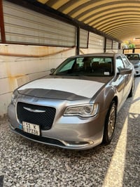 كرايسلر 300 لمتد • ٢٠١٦ • ١٩٥٠٠٠ كم
