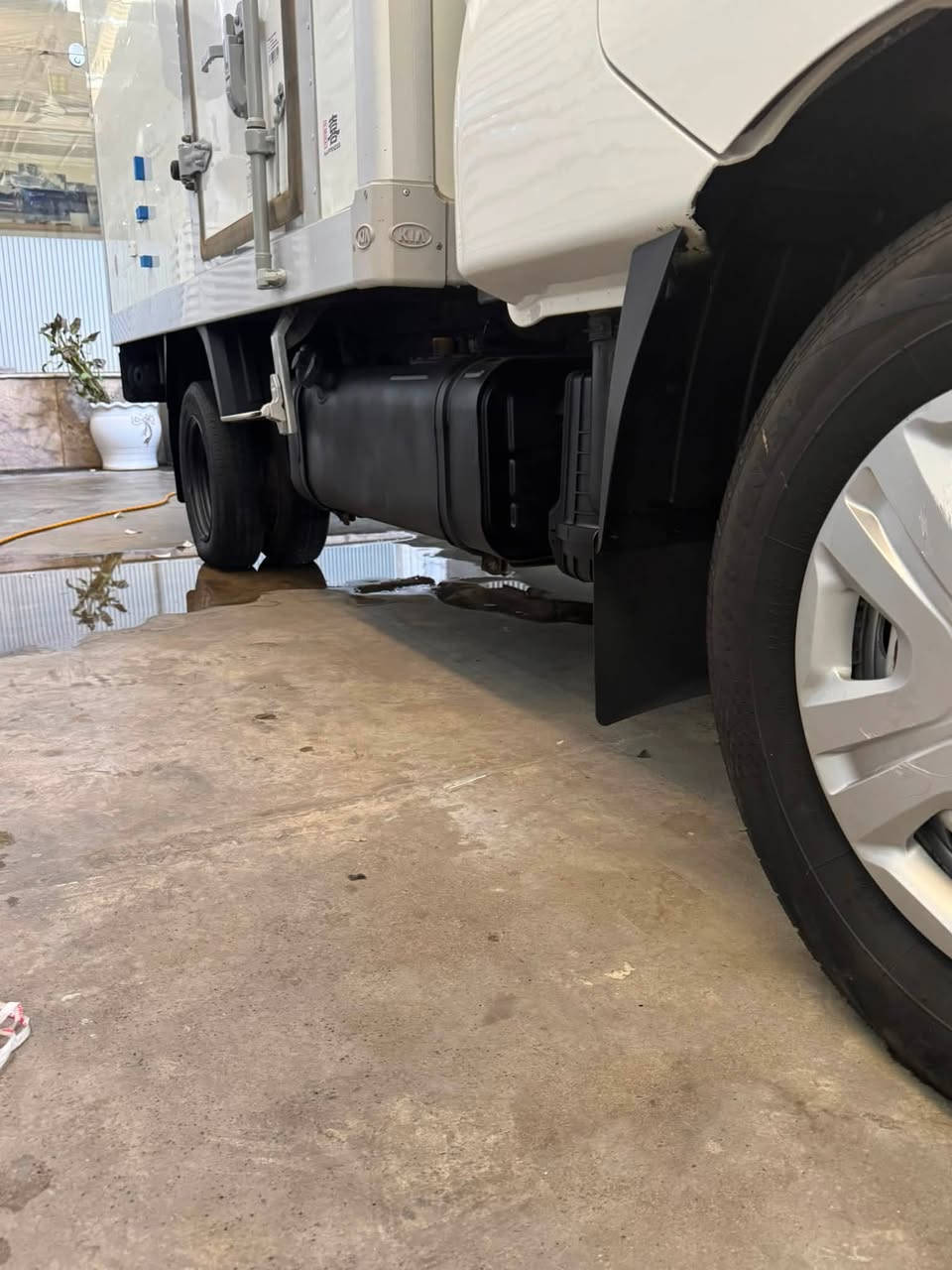 سلام عليكم كيا براد 2019 دبل كنمبريسر فول مواصفات تخم تاير جديد حداديه جديده نضافه100% ماشيه 195الف 
السياره كفاله كير محرك تبريد تجميد 100%
عنوان بغداد معارض الحبيبيه معرض شمس (***********)
متواجد في الواتساب وخط
