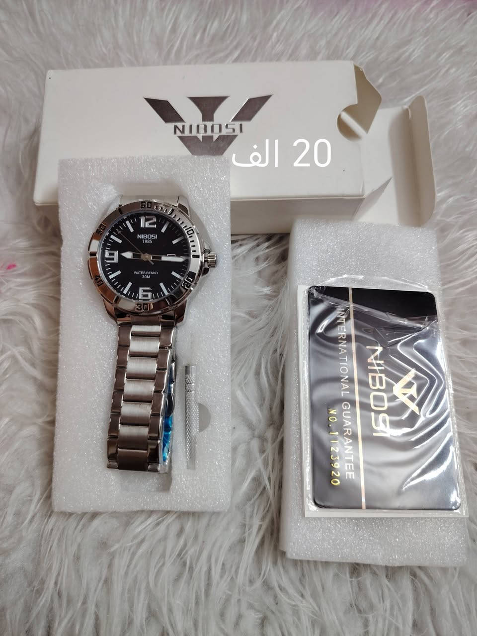 ساعات رجاليه • للبيع • السعر بالصورة
