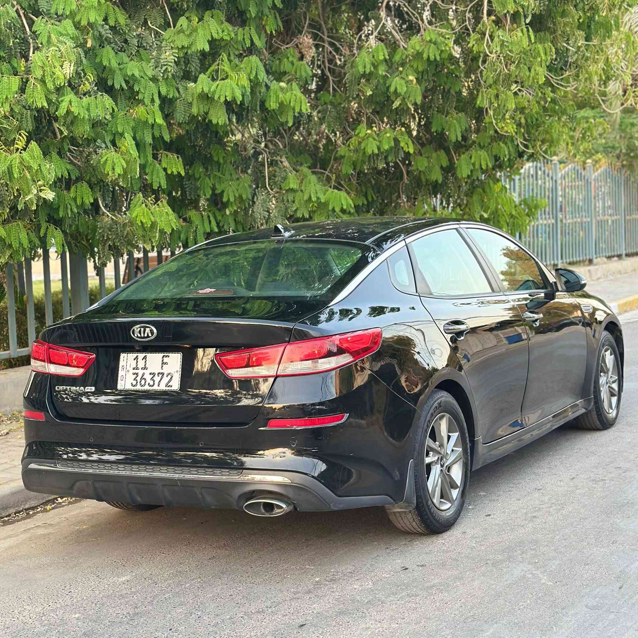 كيا اوبتما ( KIA OBTIMA) 2019 فئة FE
استخدام شخصي على أيد وحده ماشيه 90 الف mi
للبيع او مراوس ب كي فايف او كامري حديث 

الميكانيك 👨‍🔧⚙️
مكينه GDI 2400 كفاله من الفتح و التبخير و التنقيص ولا دوانز بشرط + كير بحاله الوكاله صيانه دوريه كل ٣٠ الف + تبريد ثلاجه + صدر امامي خلفي جديد السياره بدون نقص كامله من كل النواحي 

الضرر 🥊✖️
حادث امريكا فقط جاملغ و بنيد و حافة الباب صبغ جهة السكن لغد معمر فقط بدون شاصي باقي السياره مكفول من الصبغ والبارد 
بدون حالوب بدون جراد شرط الفحص 

المواصفات :
- فول تحكم ستيرن 
- شاشة كبيره تدعم نظام كار بلي 
- كشنات مخمل 
- سكن LED
- اشاير مري 
- رادار امامي
- ثلاث أنظمة قياده (ico-sport-comfort)
- نظام النقطه العمياء بلمري 
- أربعه حساس خلفي
- كامره خلفيه دواره 
- نظام تحديد مسار 
- نظام مانع انزلاق 
- نظام مثبت سرعه 
باقي المواصفات المعروفه 

مكاني بغداد - السيدية 
السعر 107 وبيه مجال بسيط 
للاتصال ***********
واتساب ***********
