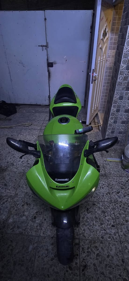 ننجا zx6r • ٦٣٦ • ٢٠٠٤
