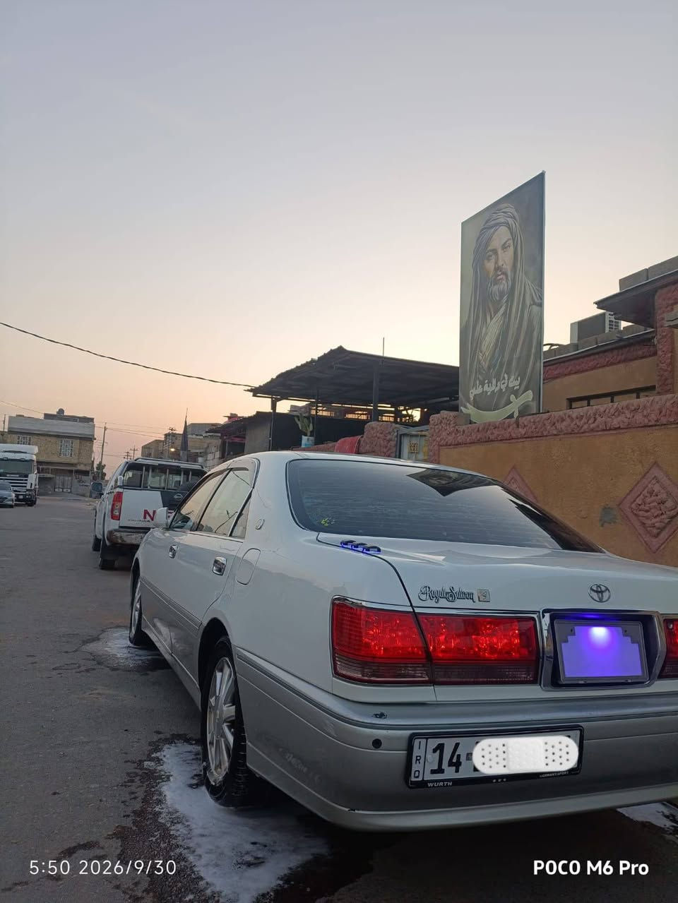 سلام عليكم جنون لبيع
مديل 2003سياره رقم بصره تحويل مباشر سنويته 2031سياره فول مواصفات ما عد الفتح تبريد ثلج سياره 4دكم تبريد خلفي 
برد خلفي4كشنات كهربا ثلاج خلفي 
ستيرن كهرباي دبل شاش
سياره كص قمار فقط
تخم تاير جديد مكان السعر110وبيه مجال السيارة بصره 
حي الحسين ***********

نص مكتوب في الصور:
- 5:51 2026/9/30 POCO M6 Pro
- 5:50 2026/9/30
- POCO M6 Pro
- 5:50 2026/9/30 POCO M6 Pro