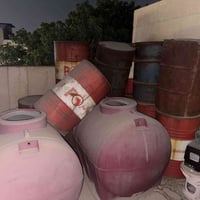 الحرية • للبيع • ديكور