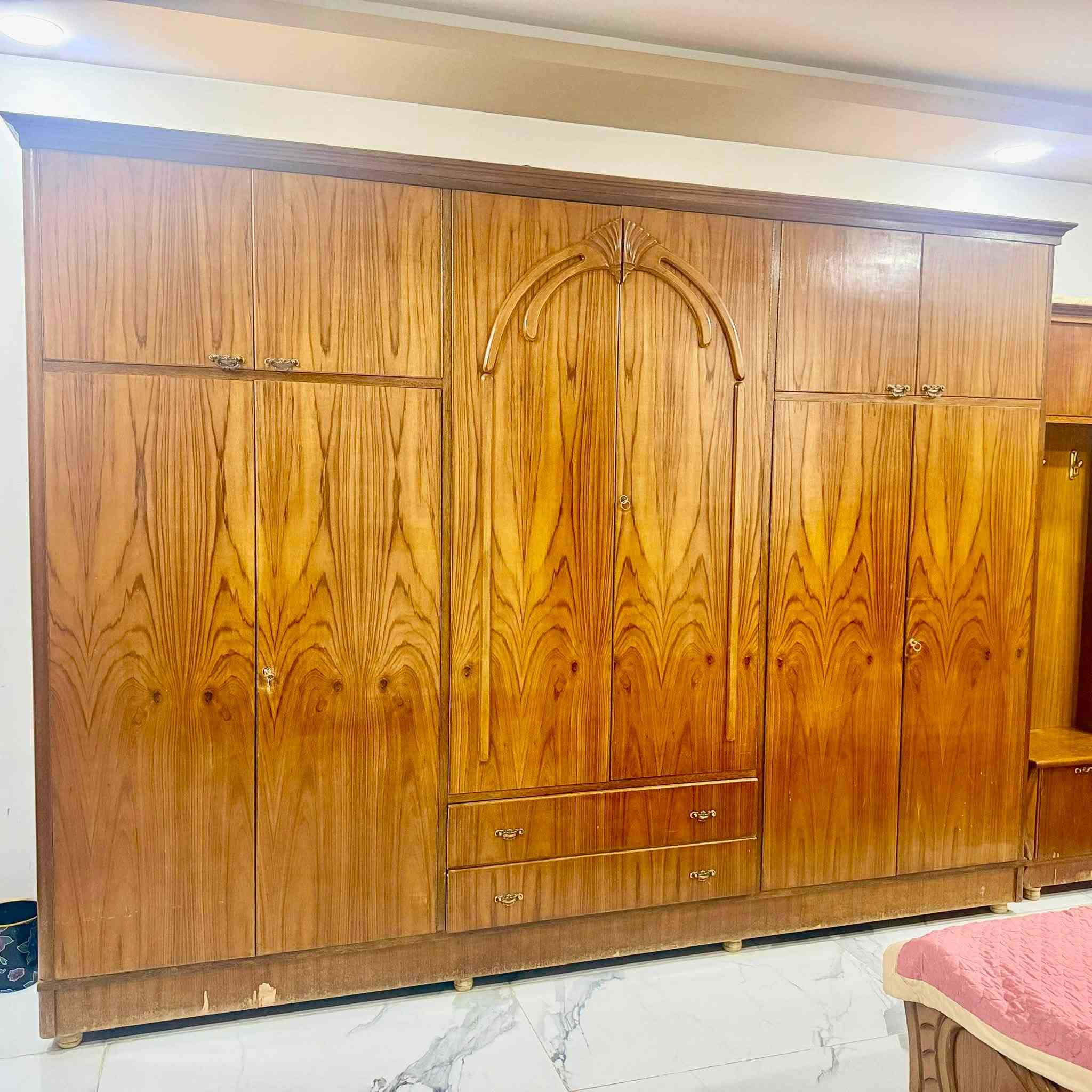 السلام عليكم غرفه صاج للبيع للاستفسار على الرقم :***********
