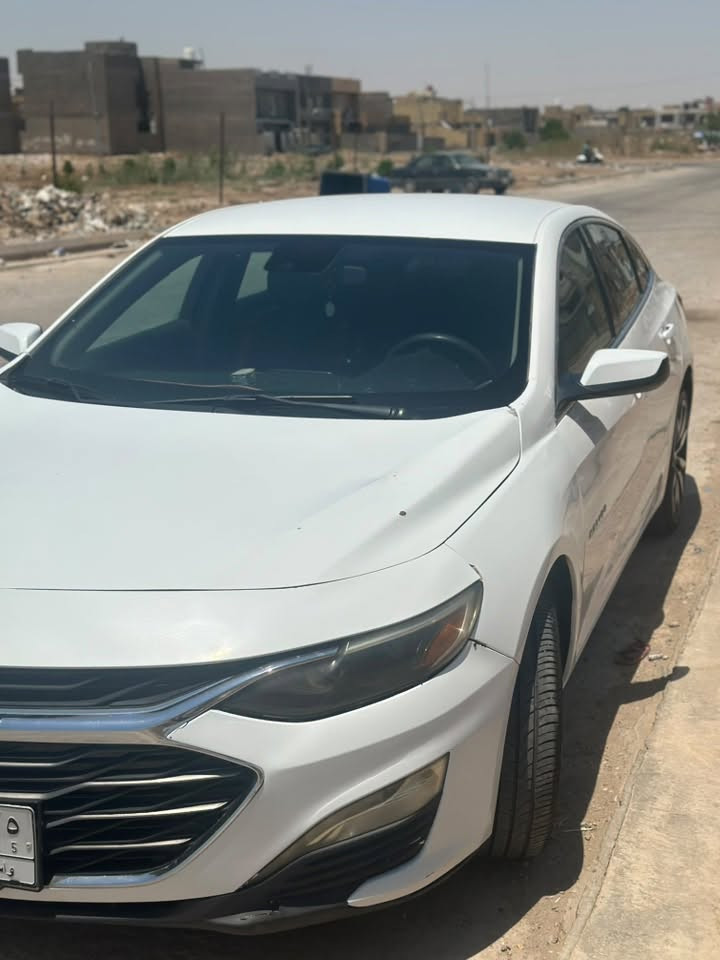 ماليبو
الموديل ..2020 
الظرر : جاملغ وبنيد  
رقم السياره /واسط 
المواصفات :بصمة ابواب وجنطة 
كشنات ..جلد احمر عمل 
سنويه ..ثاني يوم احولك 
كشنات ..هيتر 
تبريد ..فول 
شاشة ..جبيرة مع كامرة دوارة 
لايت ..زنون عالي
دسكات امامي خلفي جدد 
 معوقين.. باقيلهه 7اشهر وتصير حره 
السعر : 115وبيه مجال بسيط 
العنوان واسط الكوت مركز مدينه 
الرقم :***********

