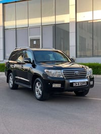 لاندكروزر GXR • ٢٠١٠ • ٨ سلندر