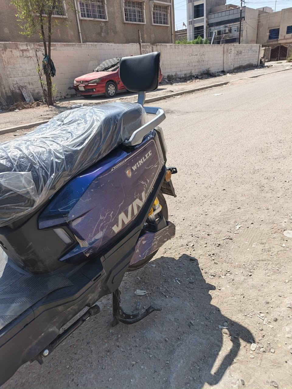 السلام عليكم دراجه صاعقة ريان جديده صال سبوعين من منزلها وصل موجود 
مواصفات... 
1.موديل 2026.+بطاريات 6 شرط الفحص
2.ملف الفين شرط الفحص+عقل شرط الفحص
3.لون مميز +شاشة دجتل توضح اعطال الدراجه
4.كشن سياحي طبي +الدراجه ضخمه وحلوه 
5.تايرات جبلي جلاتين+ويل سميث
6.اشاير يمنه يسره رماش+دبل اشاره 
7.نمر عدد 4 +سرعه 105 . حقيقي 85
8.السعر 950 وبيها مجال بس الشراي يطب خاص
9. الرقم ***********
10.المكان بغداد حي اور
