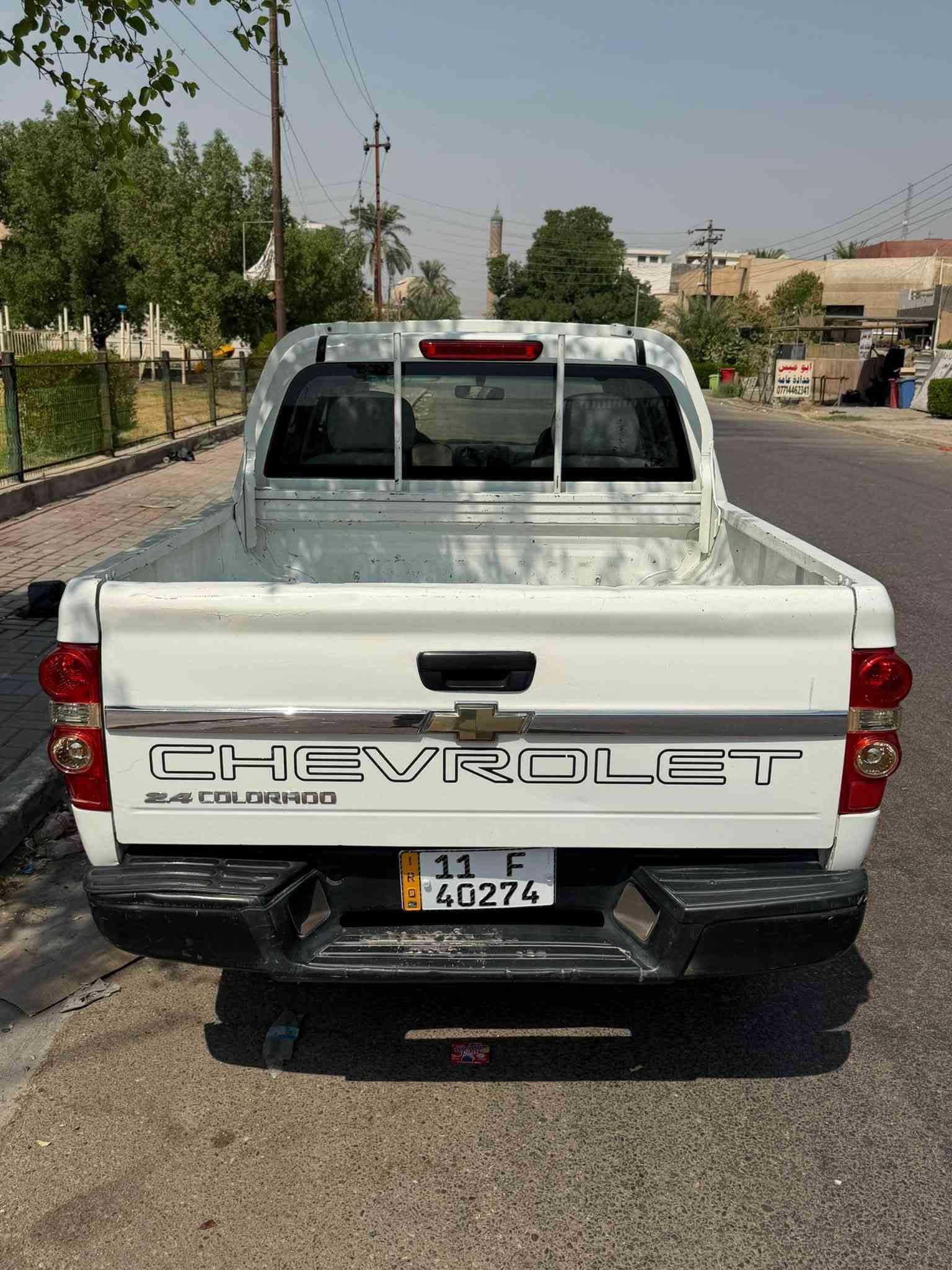 سلام عليكم 
شوفرليت بيك آب كلورادو موديل  2009 فور ويل جاهزه كير محرك تبريد خير من الله 
رقم بغداد ابسمي مكان بغداد الكرخ 
***********
