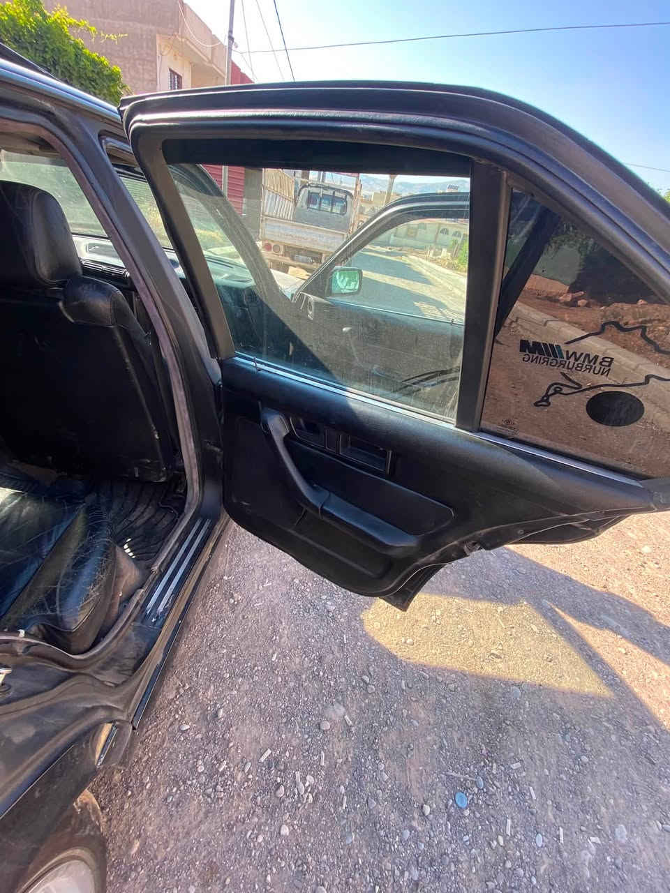 BMW.  موديل. 1991 بيلاد 520 گئر عادي گير محرك بشرط سياره مابي دعم عام بخ المجالية كوشن جلت و  رقم  اربيل تحويل بشرط سعر 48 و مجال    رقم تلفون  ***********
