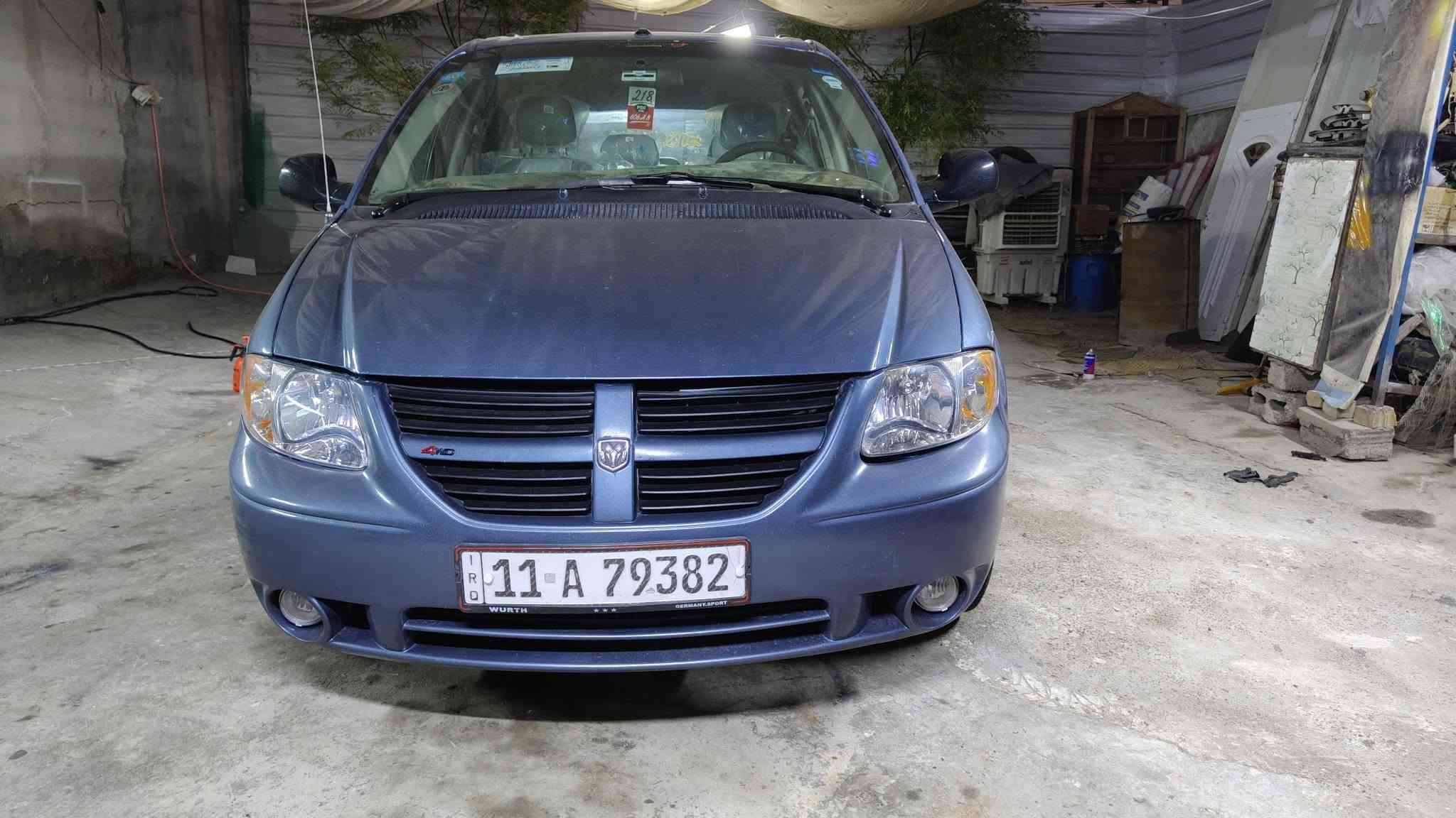 بيع أو مراوس 🚗
السعر 74 وبيهه مجال 
دوج كرفان 2007
رقم بغداد أنكليزي بأسمي هزه جديده ورقم وسنويه جدد 
بيع أو مراوس بصالون
شاصي طويل 
كشنات بلع تصير حمل 
7راكب غرفه واسعه كلش 
3قطع تبريد 
تبريد ثلج تحكم خلفي وامامي 
تدفئه شغاله 
تحكم ستيرن 
صدر خلفي ورگ ودبل خلفي 
بنز امامي خلفي 
صبغ حزام جماليه بدون ضربه وبدون معجون وبدون دواخل
 بور ستيرن مرات يشتغل فول ومرات يصير ثكيل شويه  يحتاجله تبديل 
*********** 
 واتساب او أتصال 
قرب جزيرة بغداد السياحية
