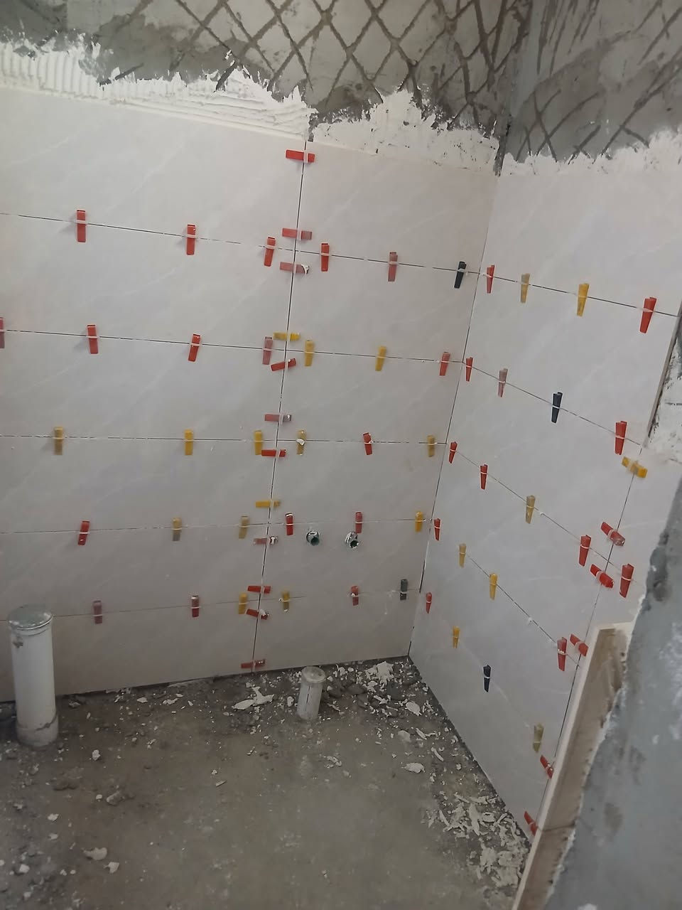 خلفة سيراميك شغل درجه أولى أسعار مناسبة ***********
