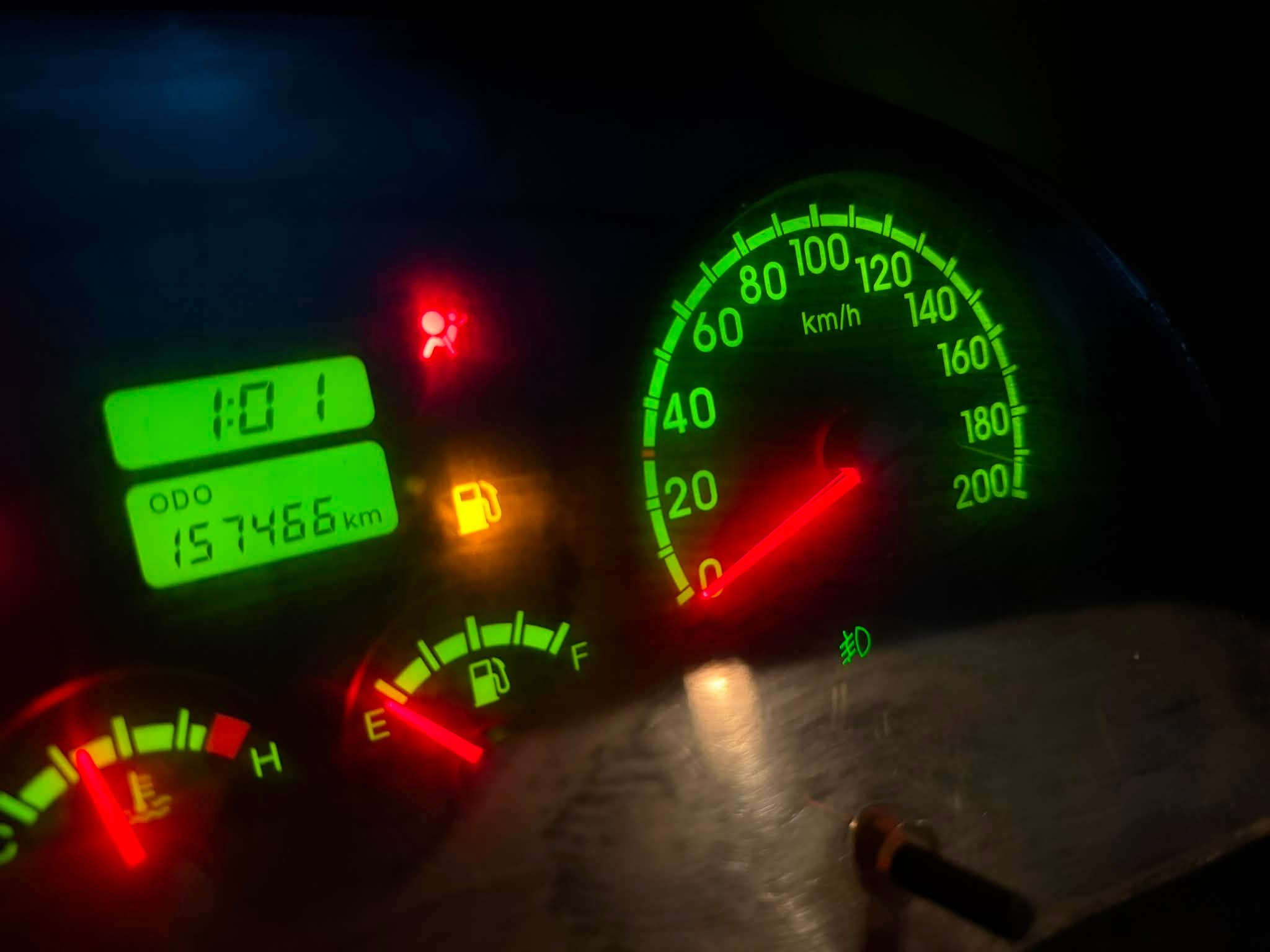 بەناوی خوای گەورە و میهرەبان
کیا بار 4000 سۆپەر مۆدیل 2014 لێزەر دوبەی 150 KM 
بێ ڕزیوی  7 گێڕ کامل جائیز کراوە بێ مەسرەف بۆدی لۆک 

باری تێنەکراوە یەک بڕاوە بێ بۆیاخ کوشن جلد و هیتەر ئاوێنە کارەبا Abs بێ چاڵ و شوخت 6 تایەی لۆکی لەژێرایە برێکی بەستراوە  تەبرید لەسەر سویچ بێ تەقەو ڕەقە گێڕ و مەکینەو ئەکسل و خەلەلی کارەبای بەشەرتی 10 فیتەری شارەزا 

گۆڕینەوە ناکەم *********** // ***********.         ئەدمین 😍
