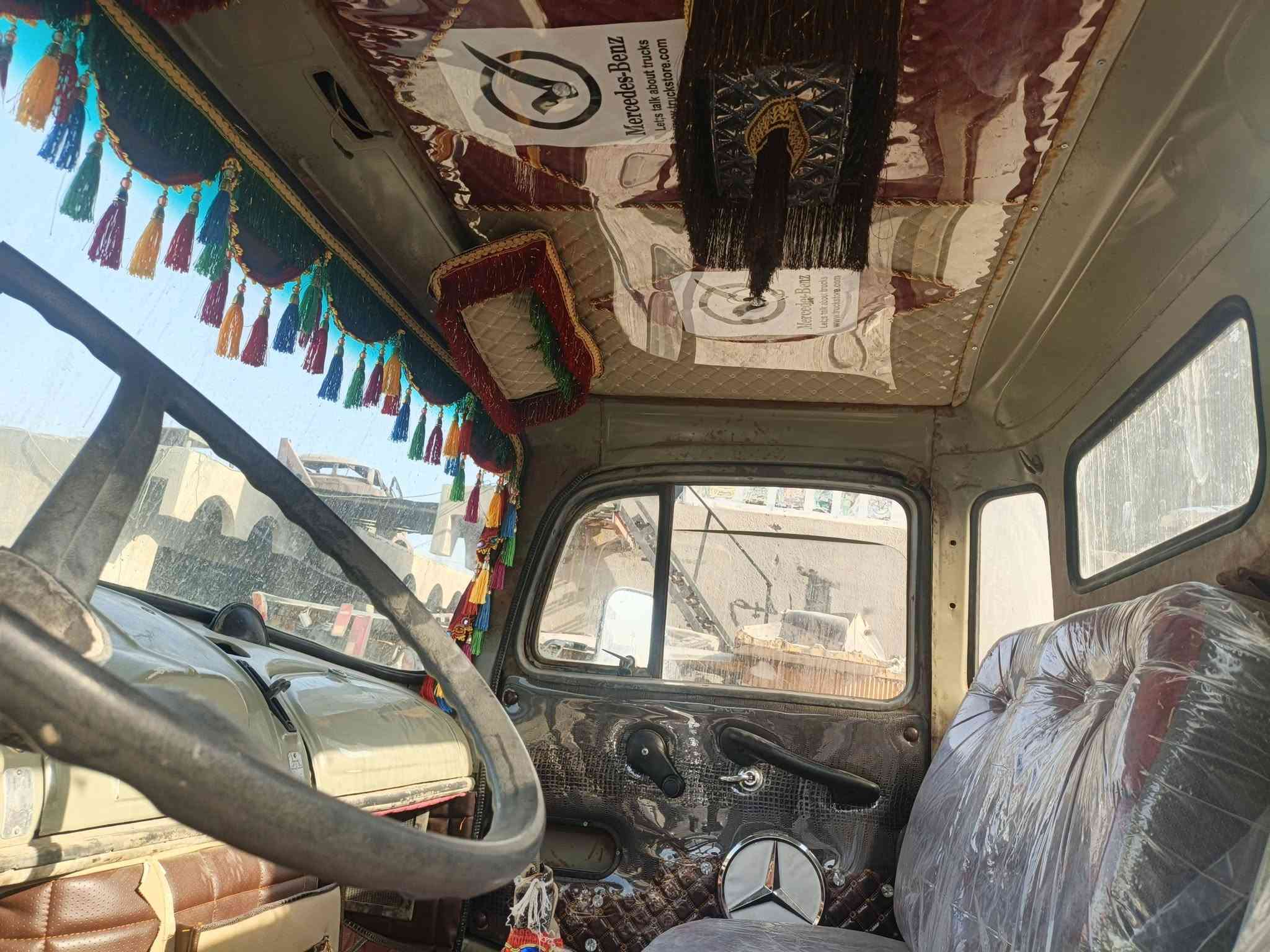 اقجم 80 للبيع شاصي طويل ابلادي محرك ما مفتوح كير ما مفتوح قماره مبخره من الخارج داخل ما مصبوغ رقم نينوى للستفسار ***********

