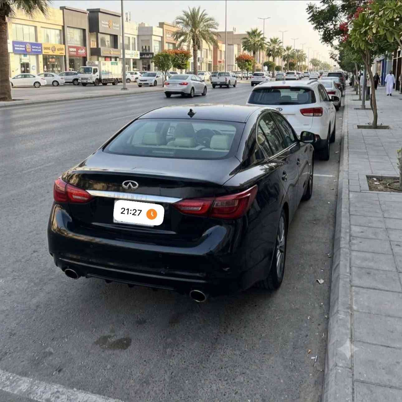 إنفينيتي 2018 
وارد أمريكي
ماشية 85 ألف ميل
رقم بغداد
حادثها جاملغ خلفي بجم كبس بدون إيرباك
مبدل مكينة جديدة قبل كم شهر
كير ومكينة وتبريد وصدر كلشي كامل بدون نقص
فقط بيها طخة بباب السايق ممصلحة
الكشر بيها ملاحظات ويحتاج بوليش وتكحيل
للبيع أو المراوس بسيارة أحدث

السـعـر تعليق رقم 30

مكاني : بغداد الكاظمية
رقم صاحب السيارة : ***********

نص مكتوب في الصور:
- 21:28
- 21:27