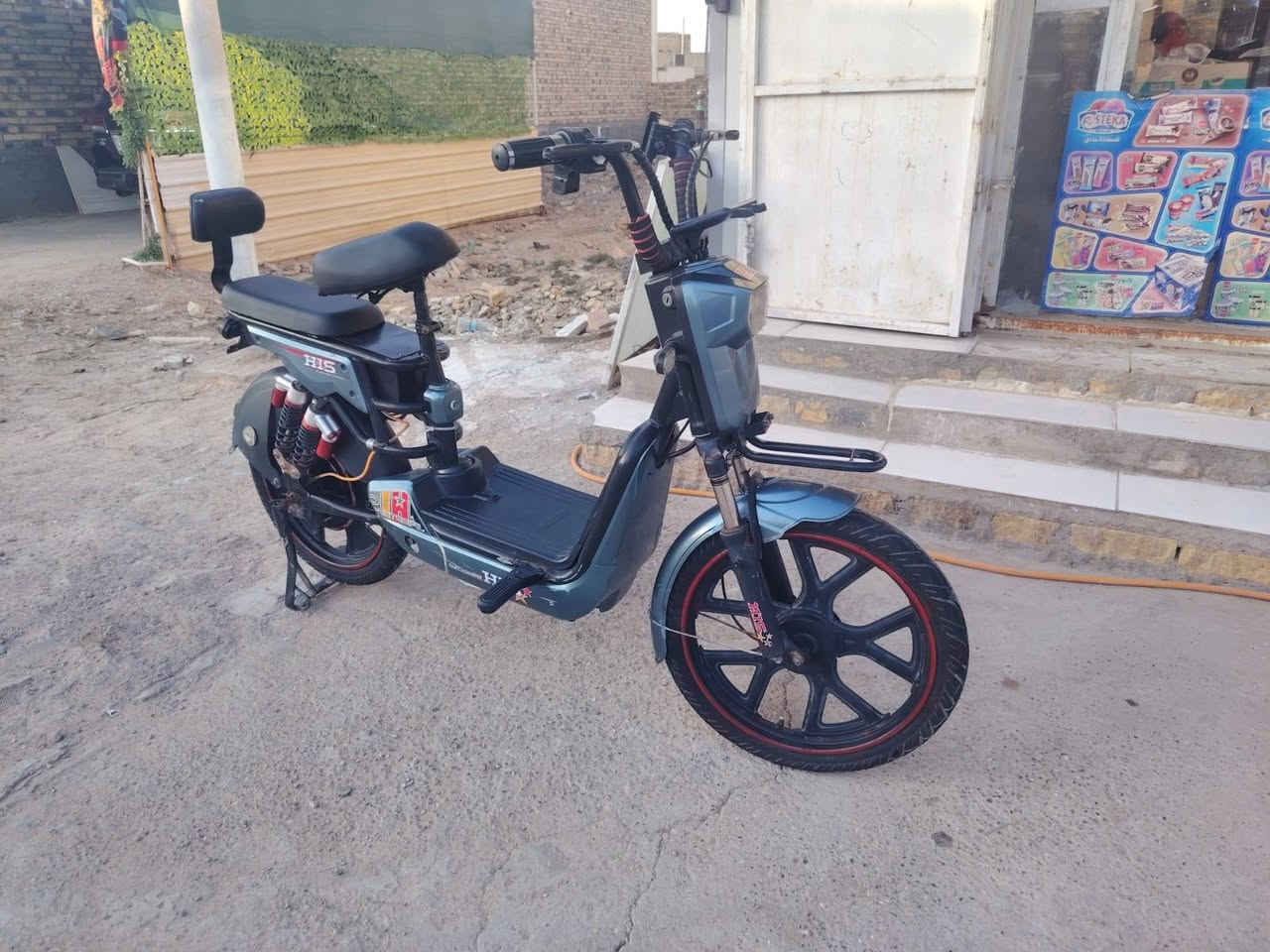 دراجة شحن للبيع
نوع /His 
حجم 20
اربع نمر 
خمس بطاريات+الشاحنة
فول مواصفات(قفل حماية من السرقة +بصمة) دراجة جاهزة السعر /250
للاستفسار / ***********
واتساب فقط أو على الخاص
